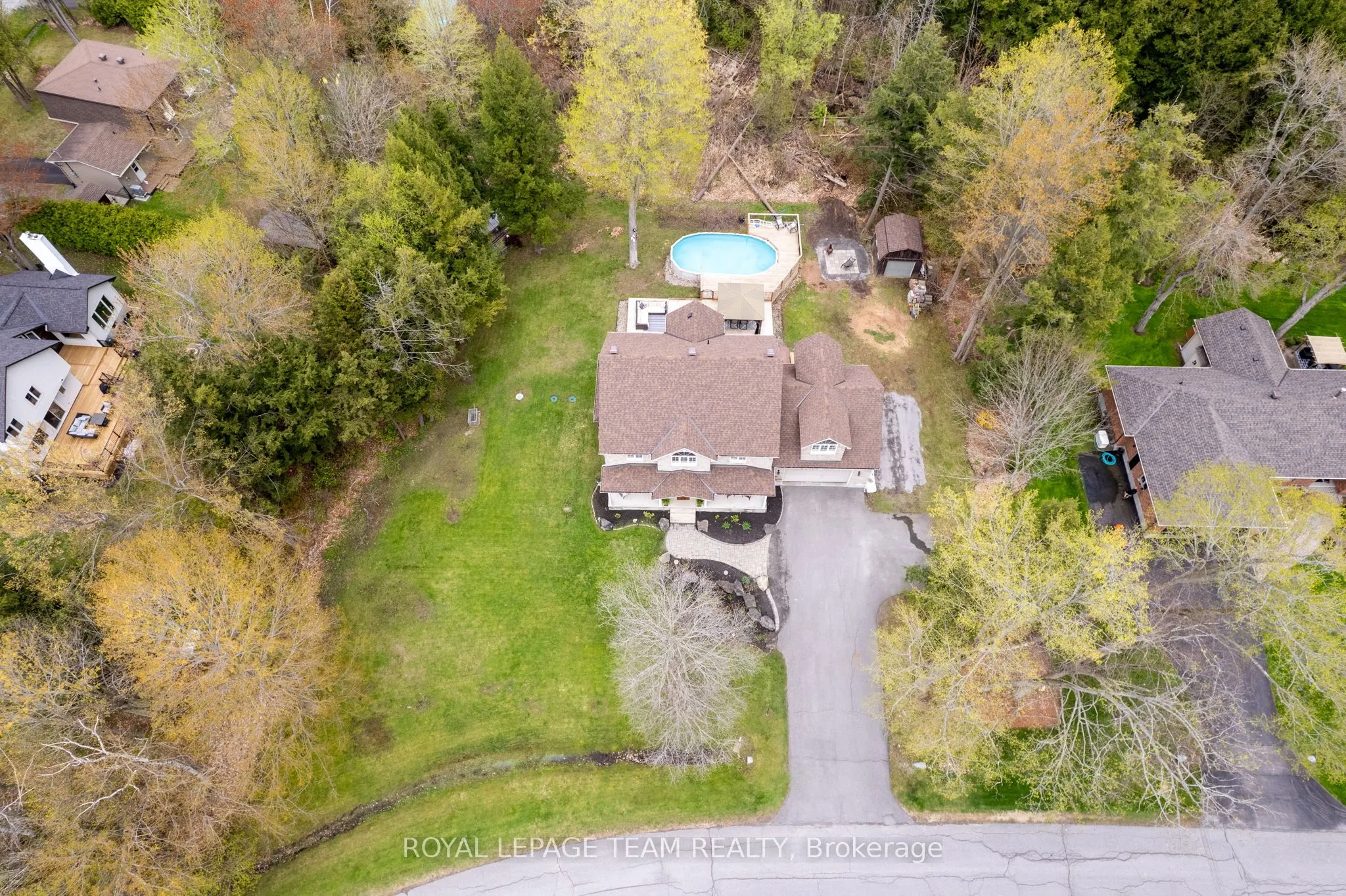2377 Pine Avenue