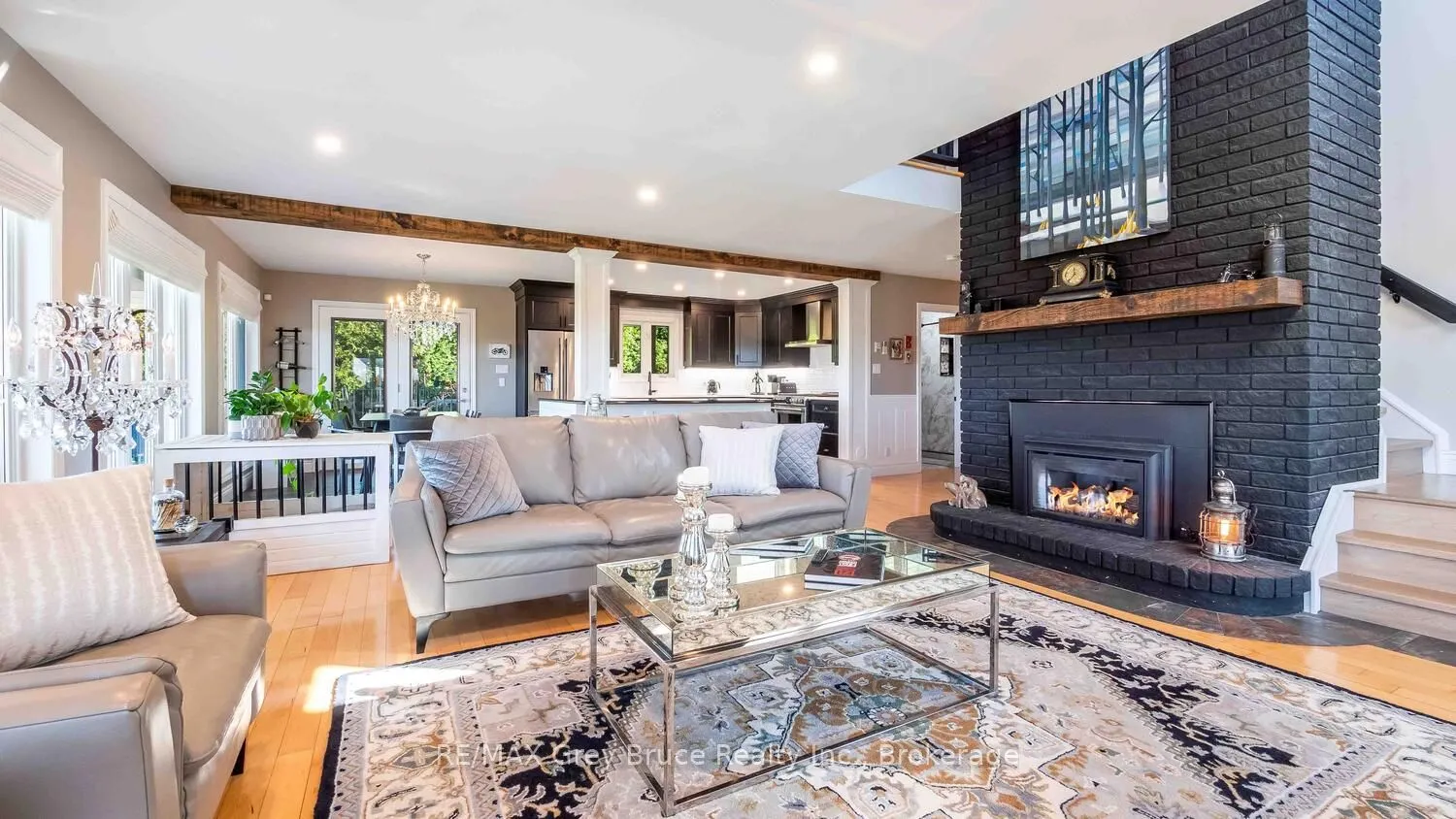 151 Grandore Street W