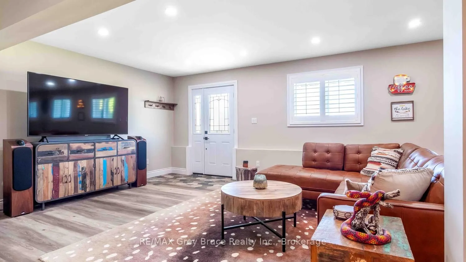 151 Grandore Street W