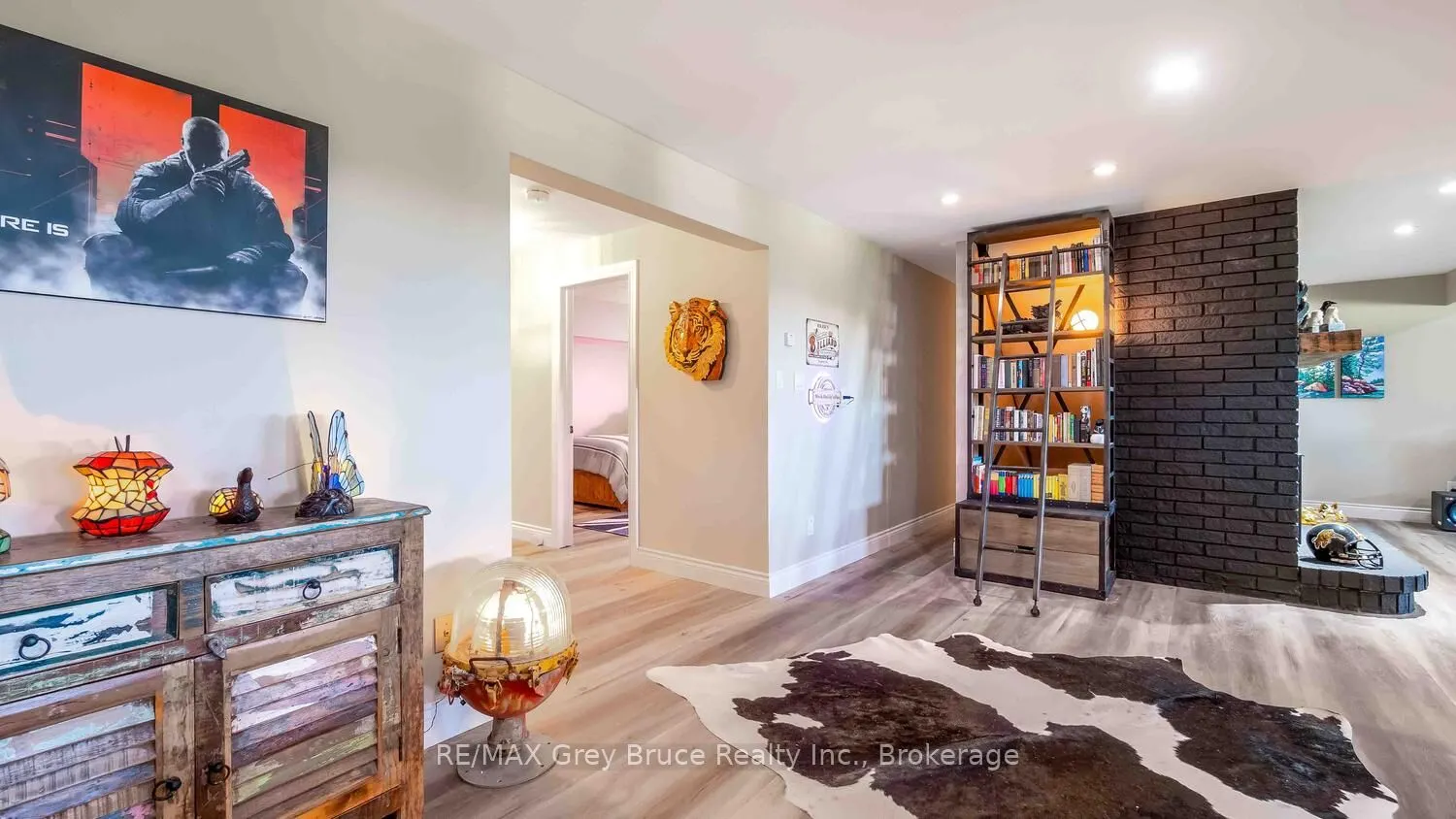 151 Grandore Street W