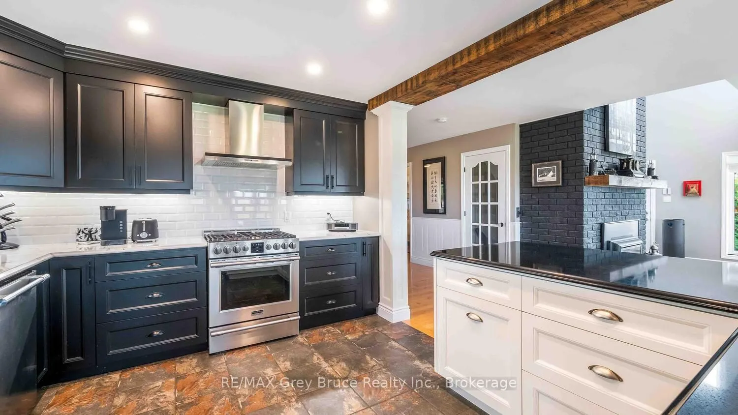 151 Grandore Street W