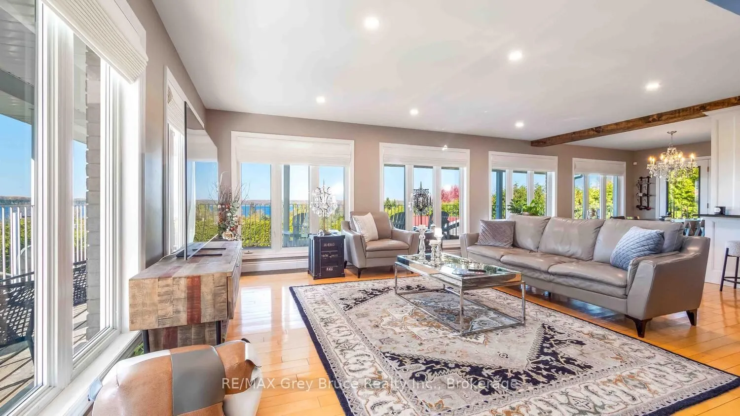 151 Grandore Street W