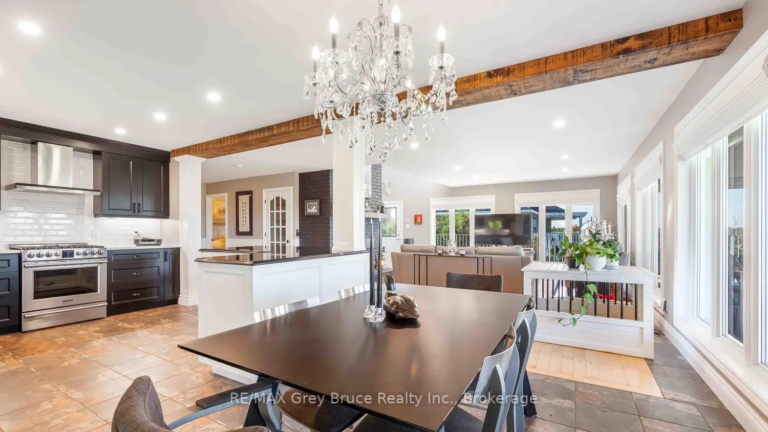 151 Grandore Street W