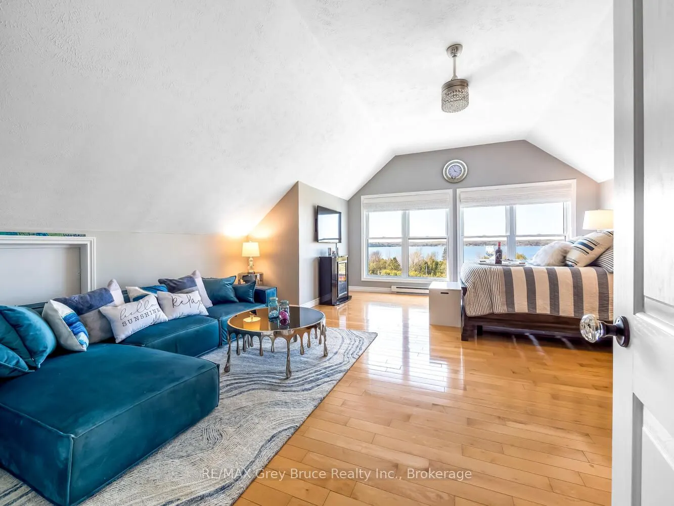 151 Grandore Street W