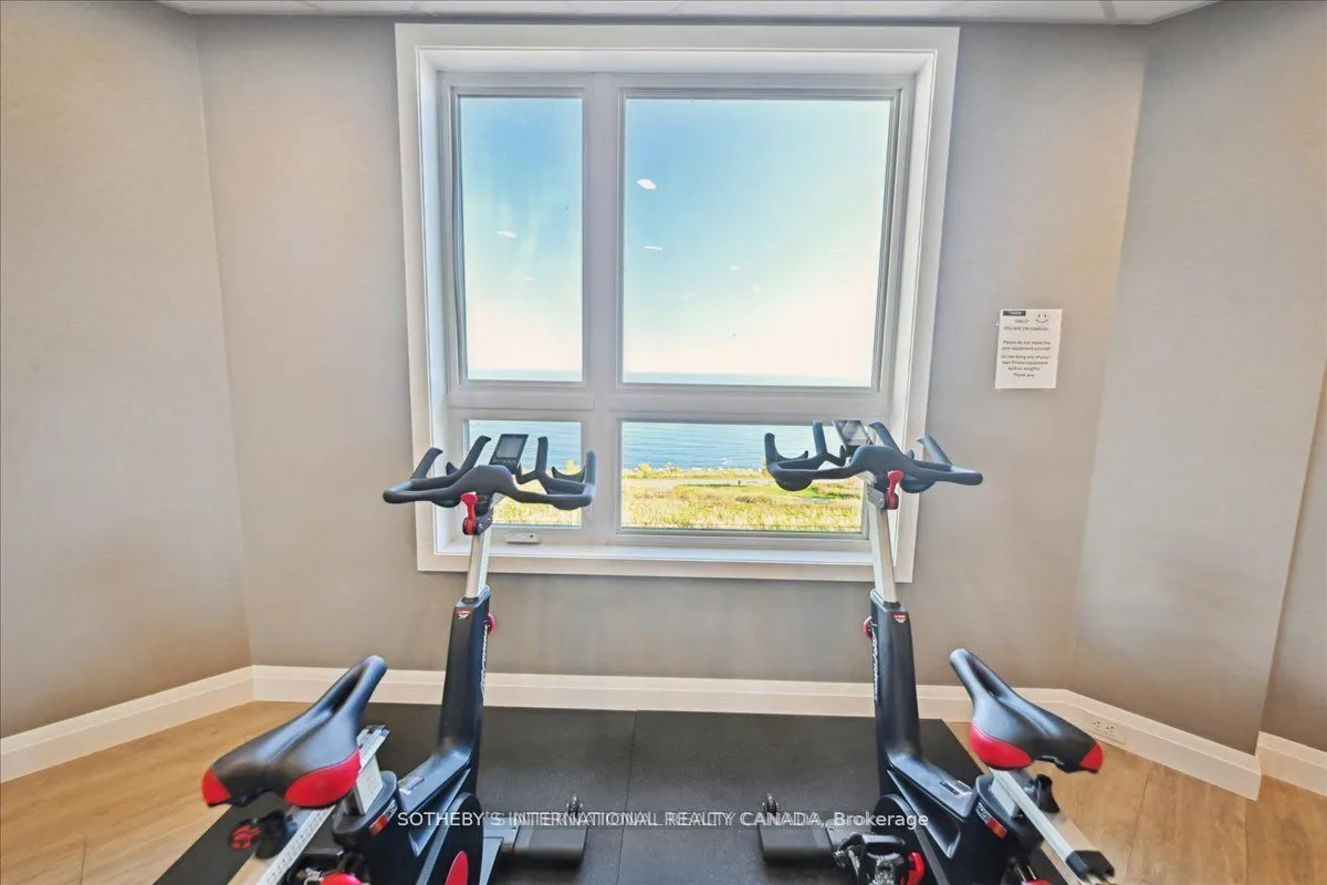 101 Shoreview Place #633