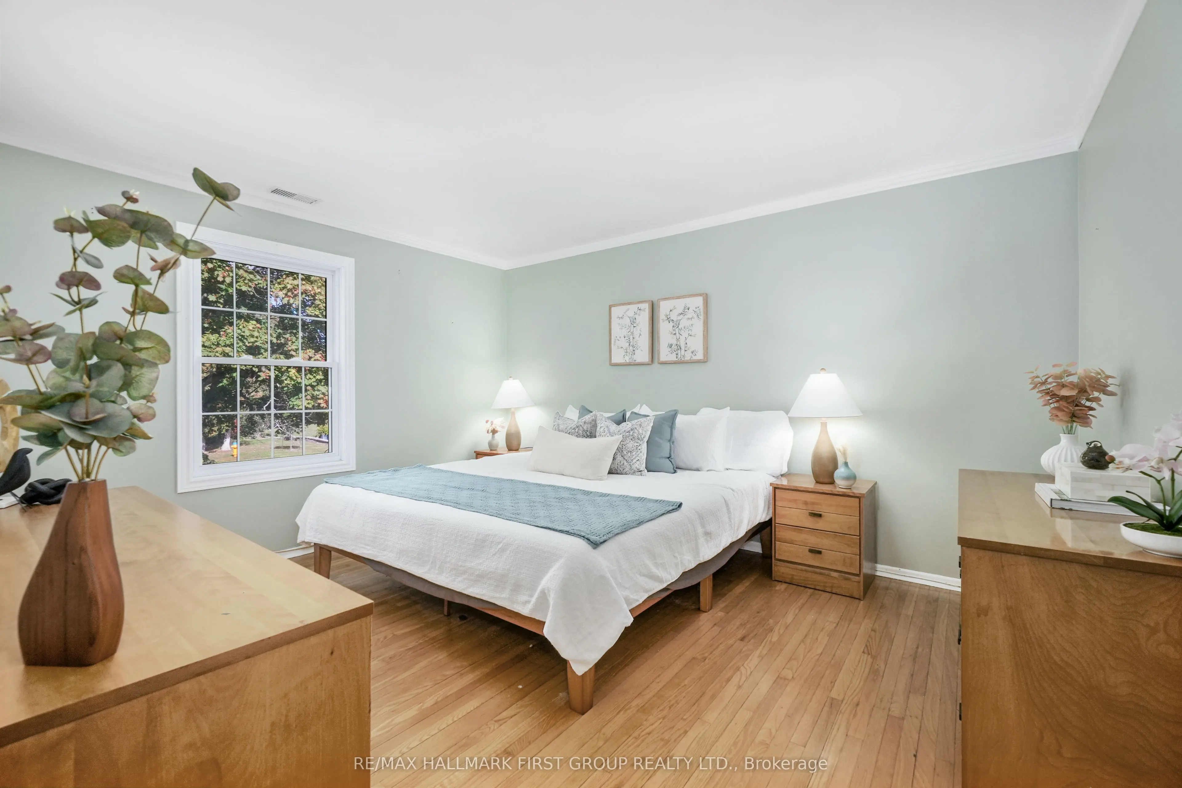 401 Lakeshore Drive