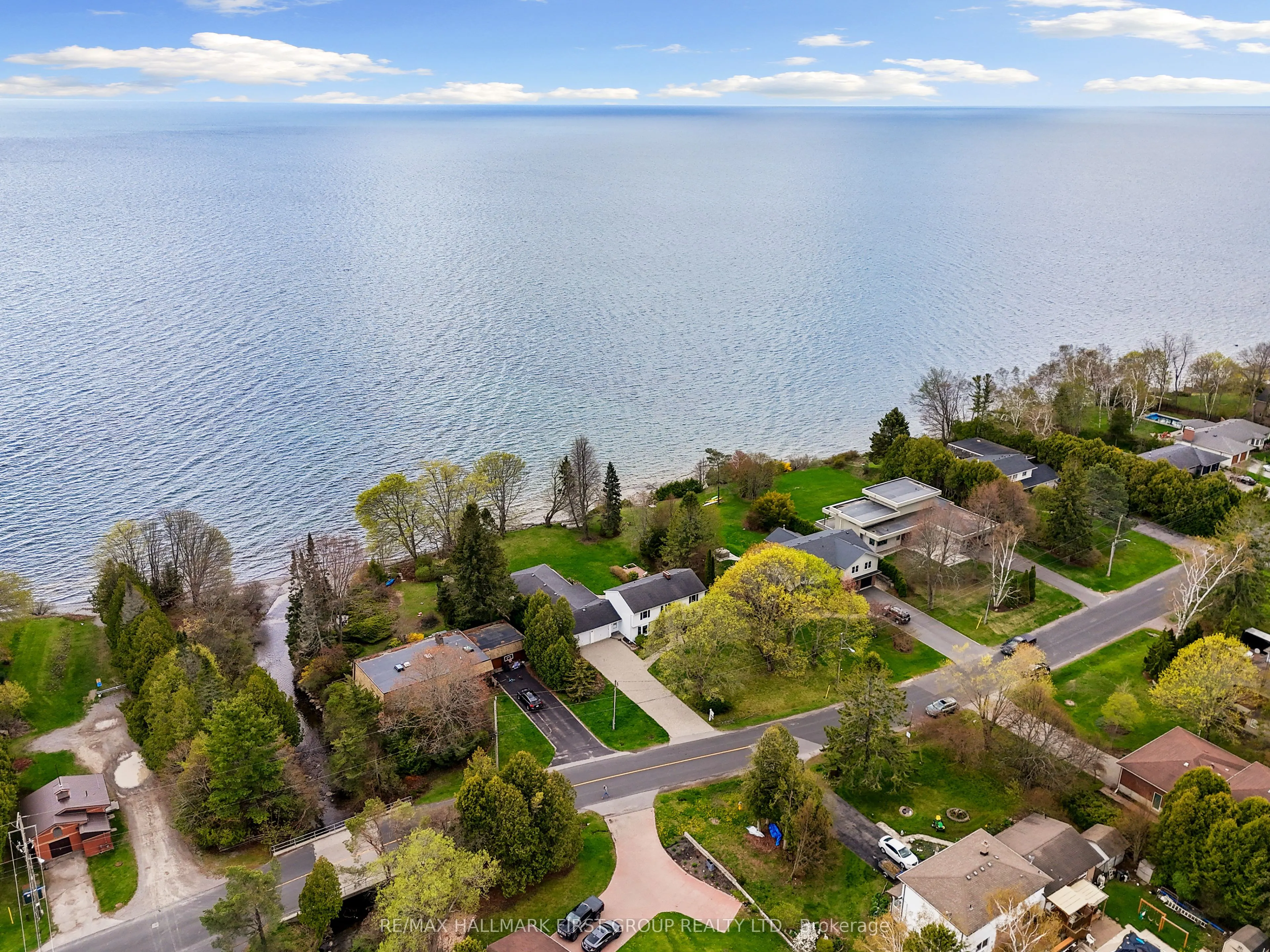 401 Lakeshore Drive