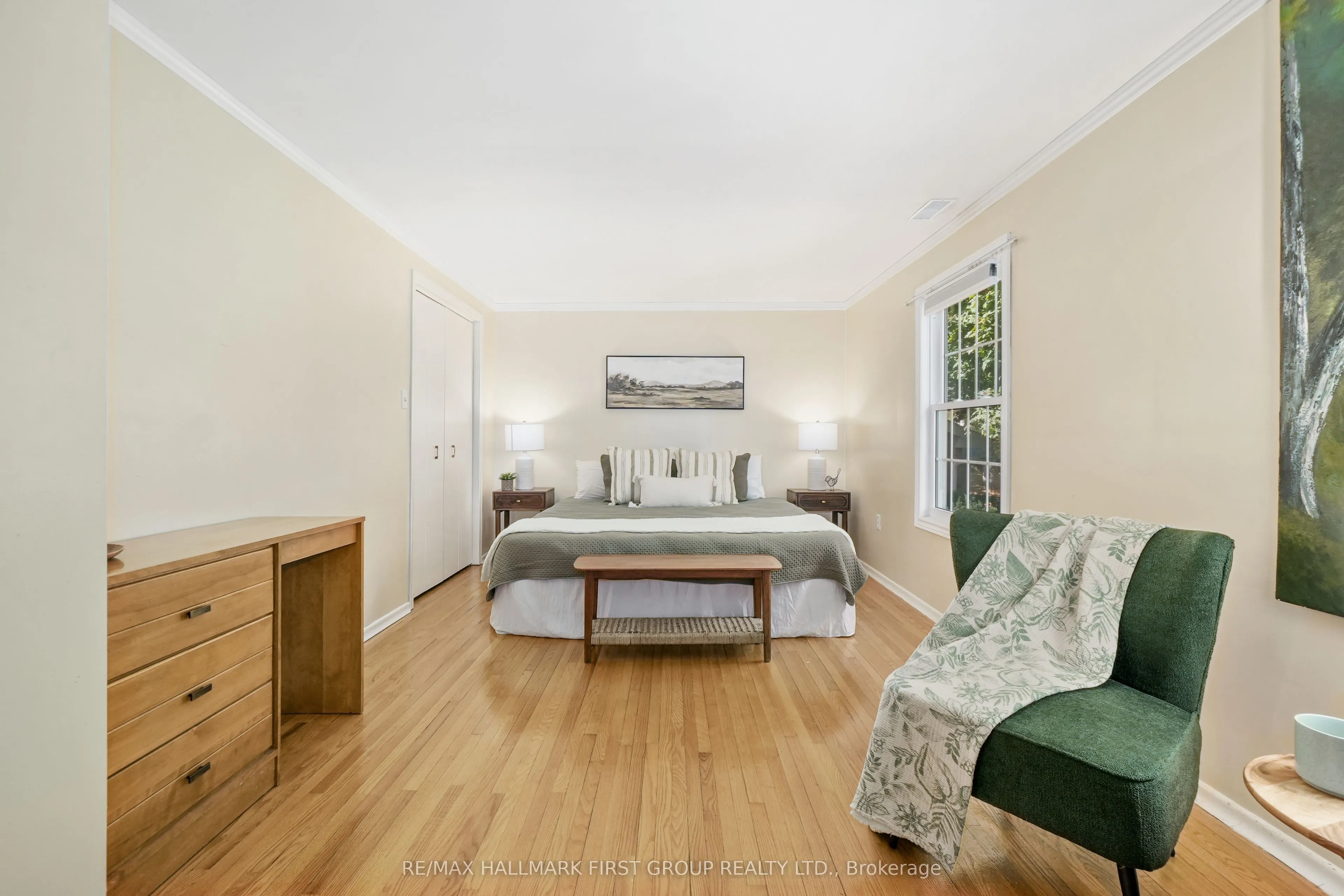 401 Lakeshore Drive