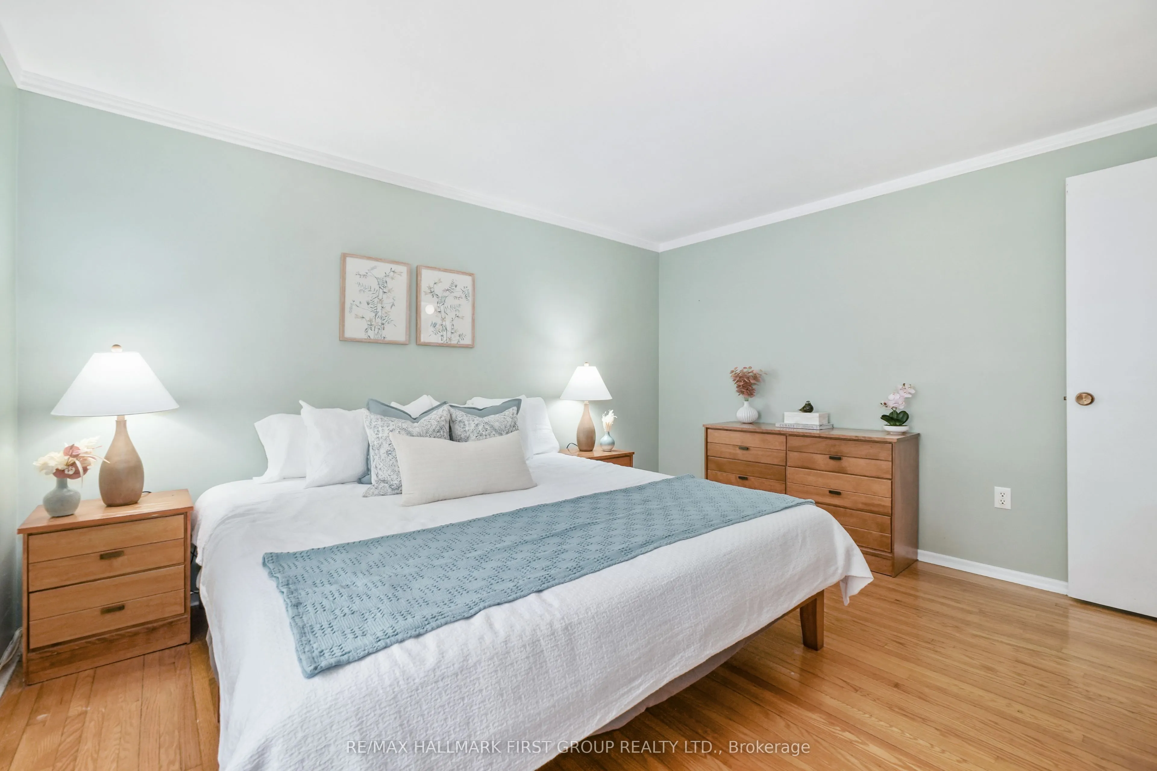 401 Lakeshore Drive