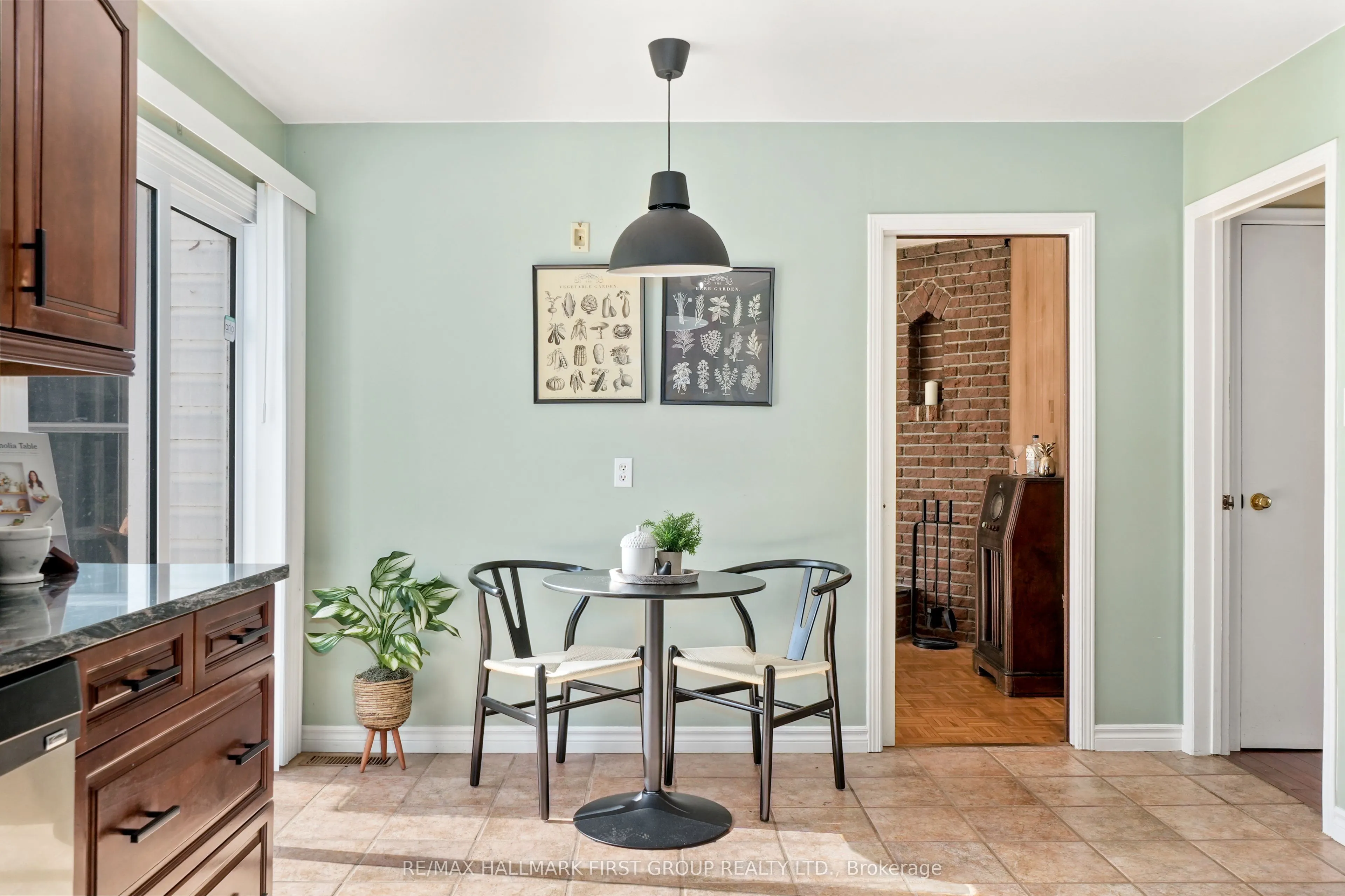 401 Lakeshore Drive
