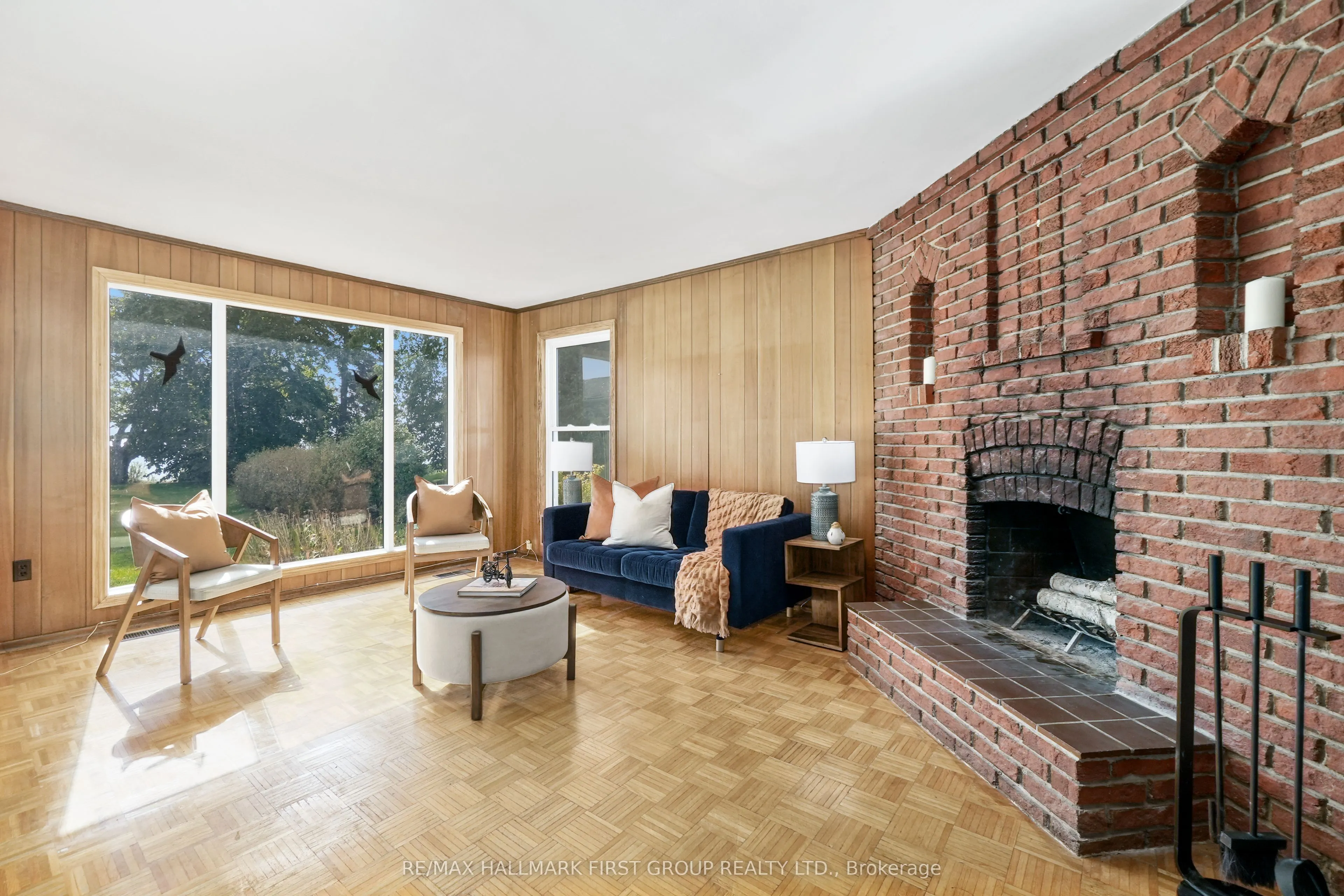 401 Lakeshore Drive