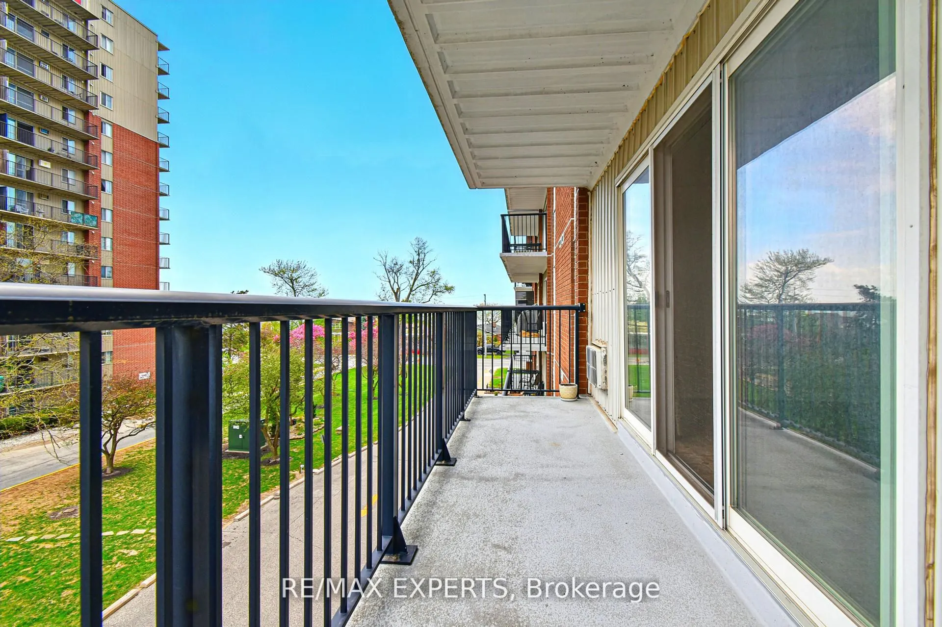 8591 Riverside Drive E #410