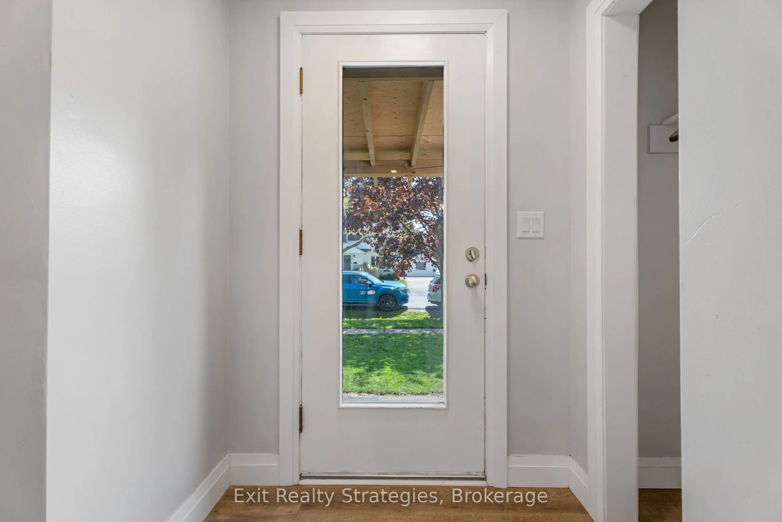 9 Heywood Avenue
