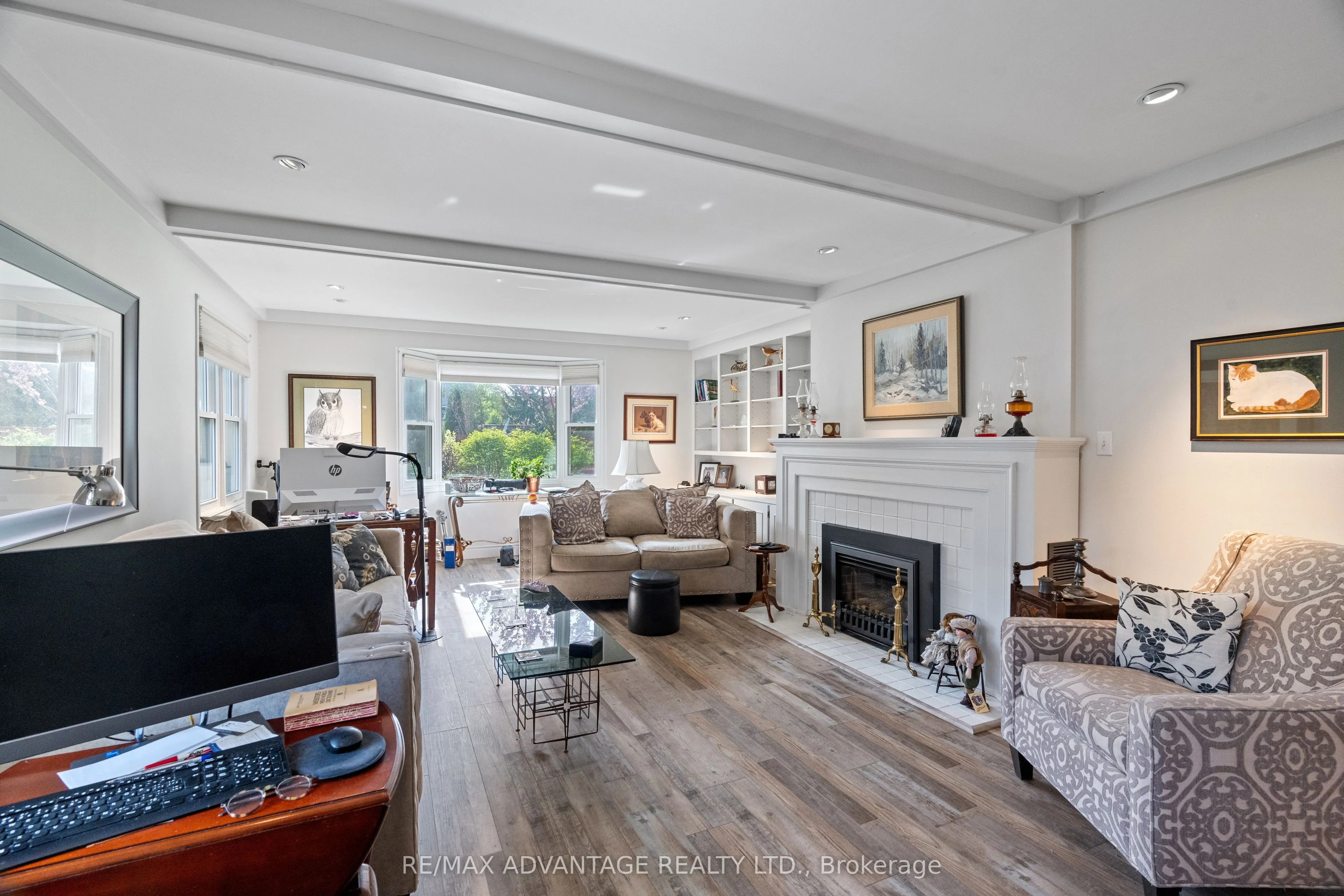 32 St Andrew Street S