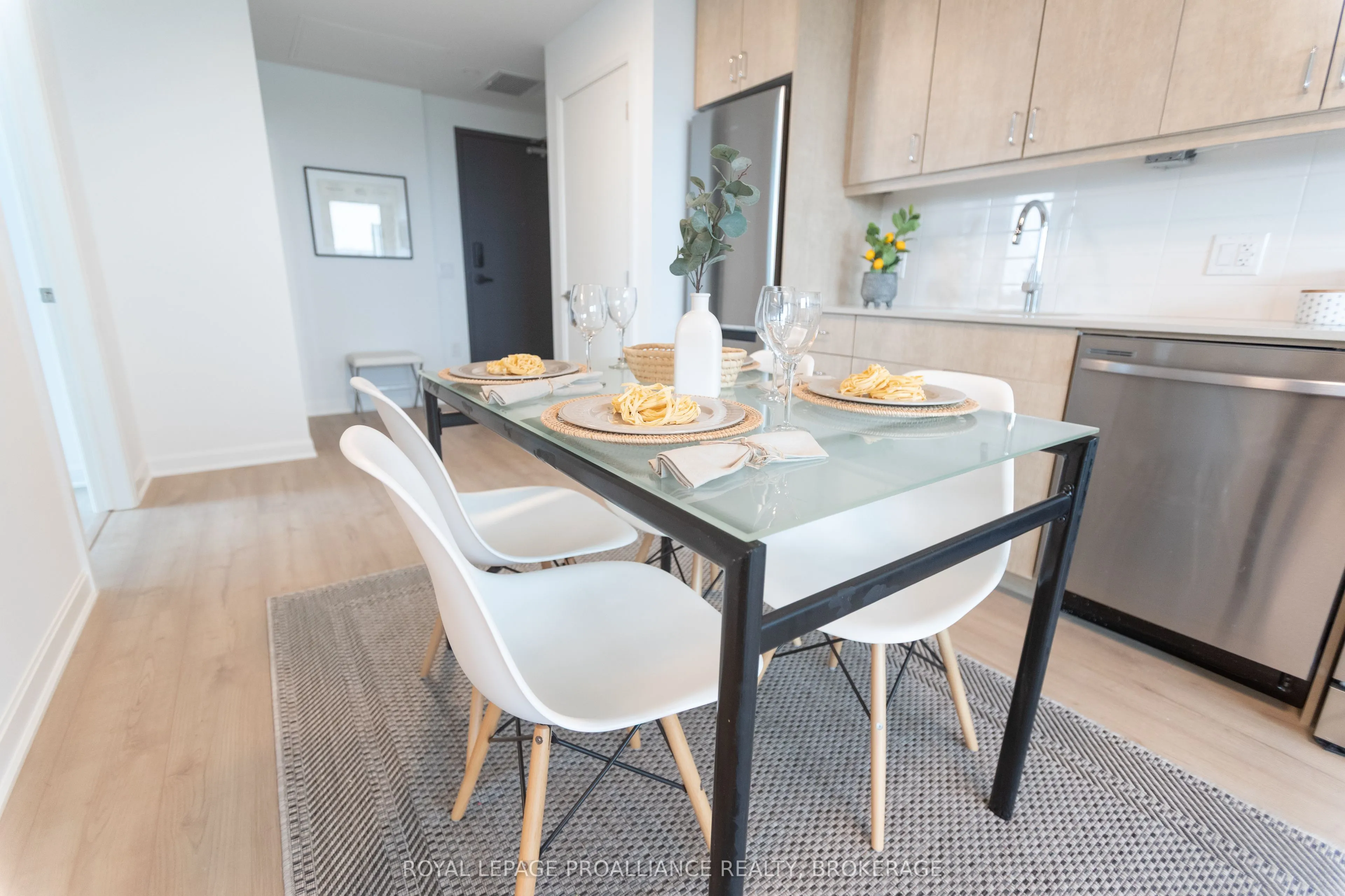 223 Princess Street, #414
