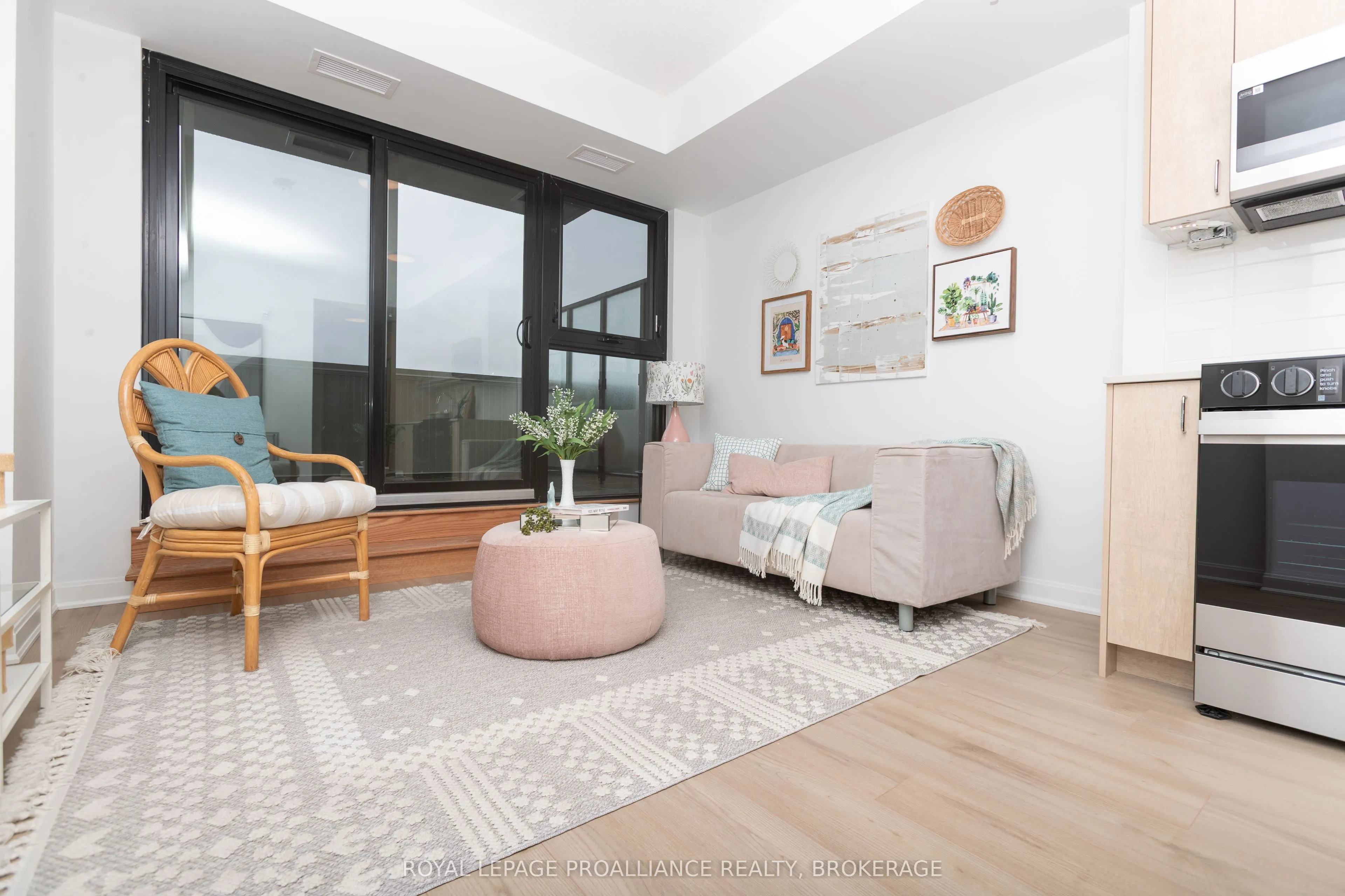 223 Princess Street, #610