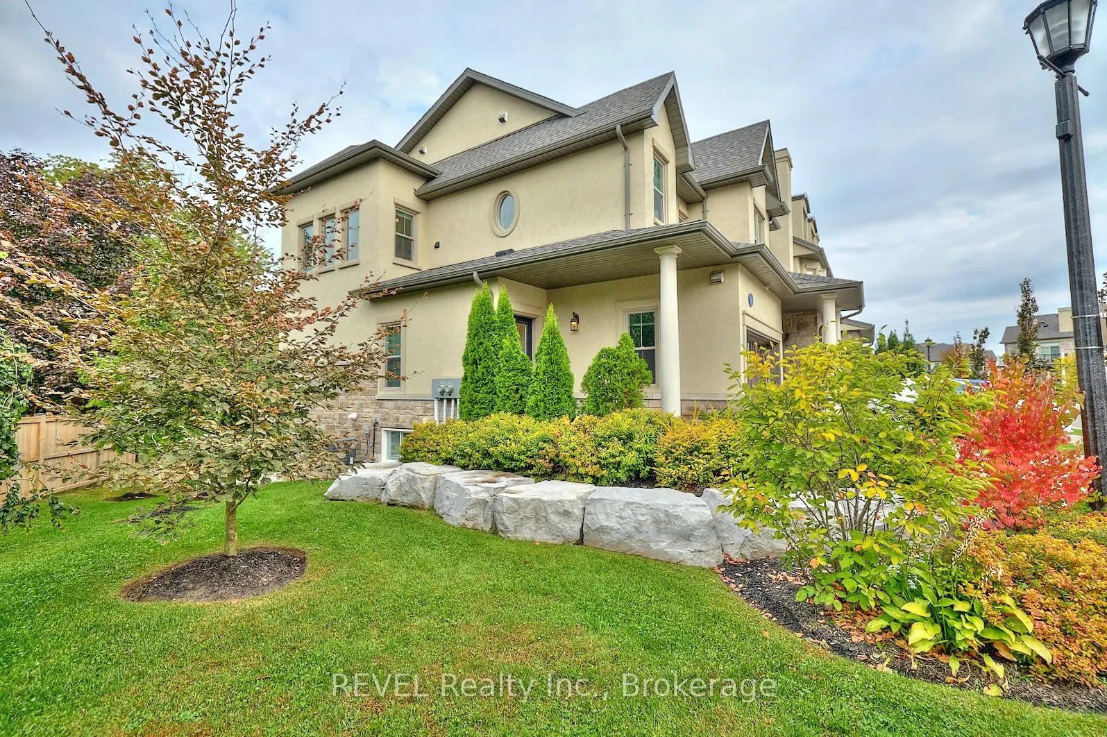 50 Aberdeen Lane S #26