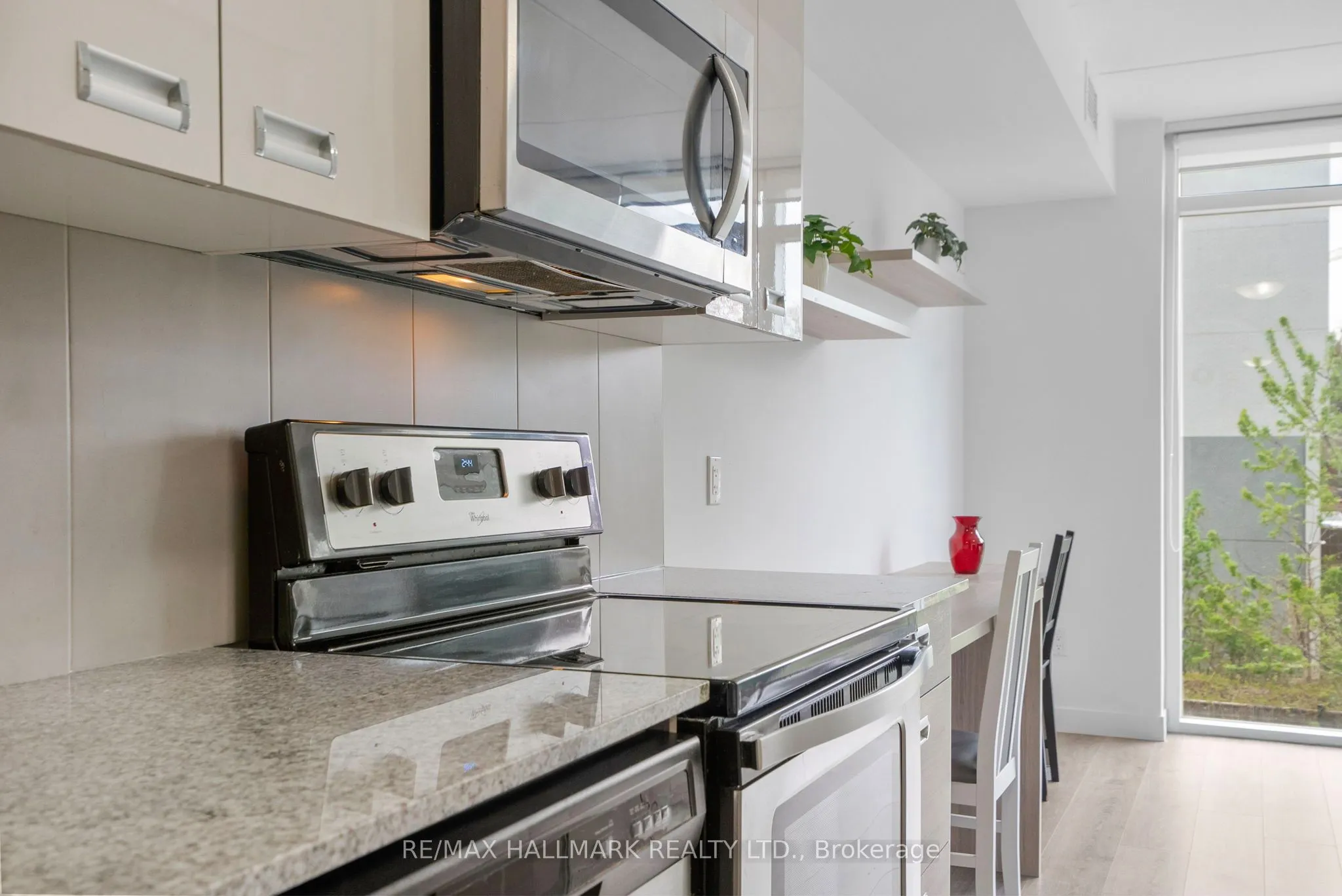 308 Lester Street, #202