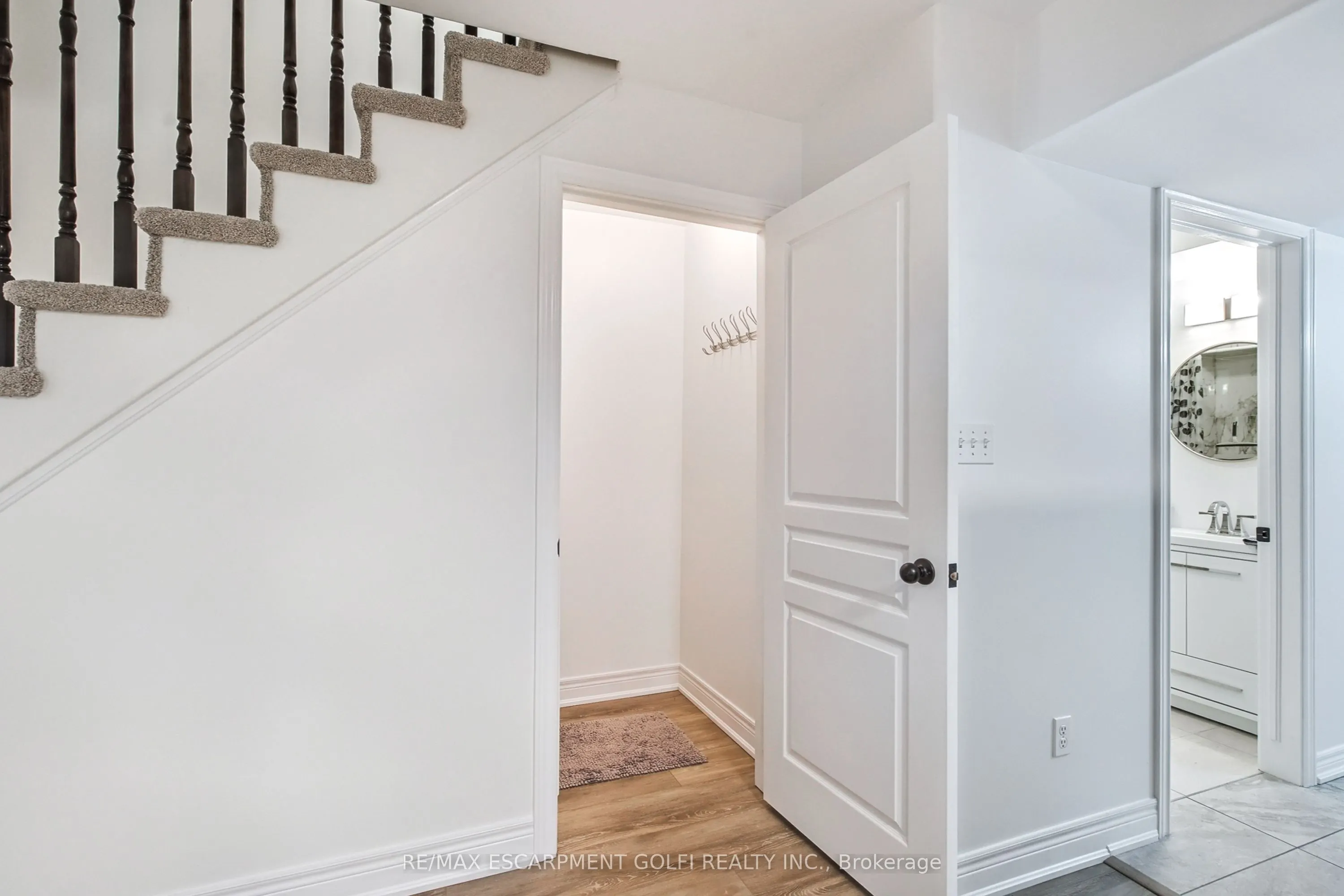 6045 Dunn Street #104
