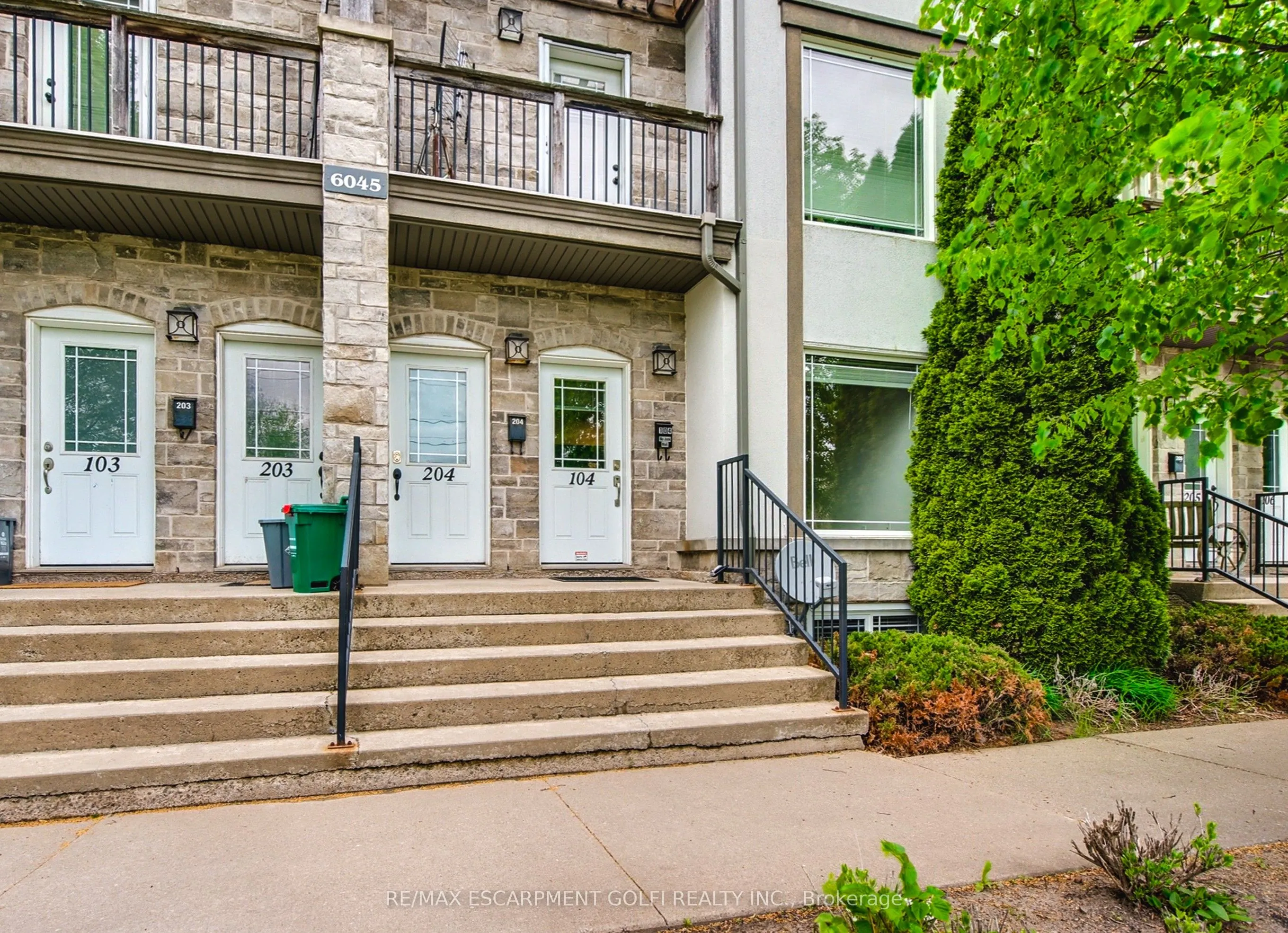 6045 Dunn Street #104