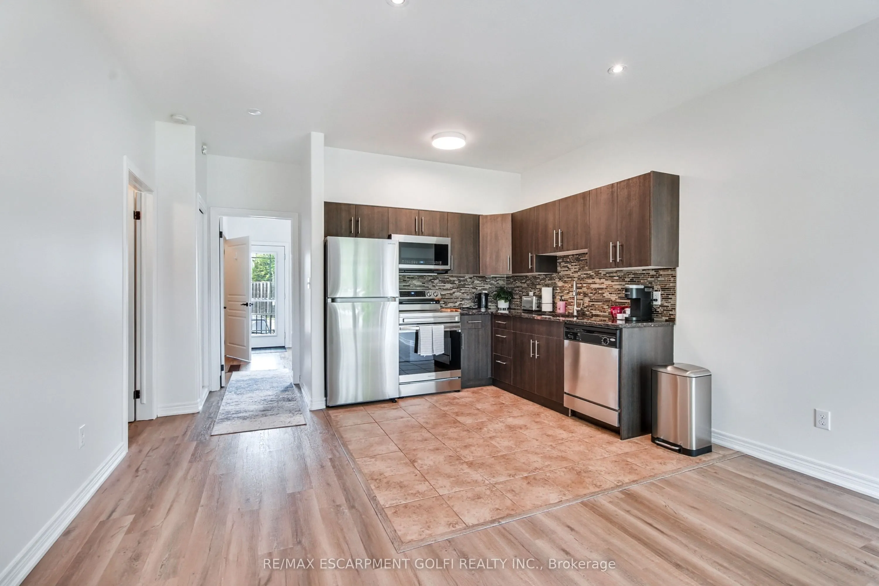 6045 Dunn Street #104