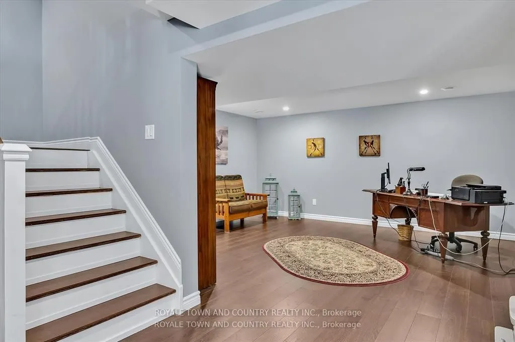 299 Barry Road