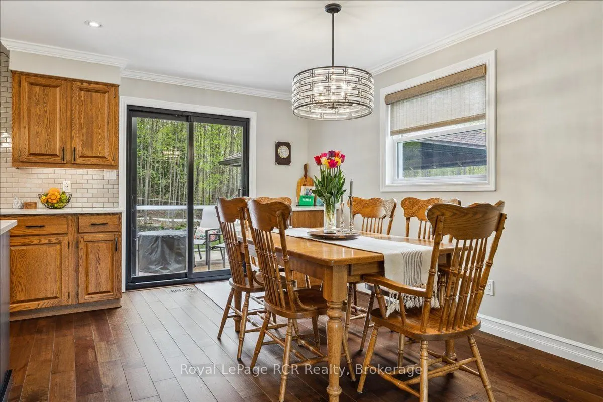 103488 Grey 18 Road