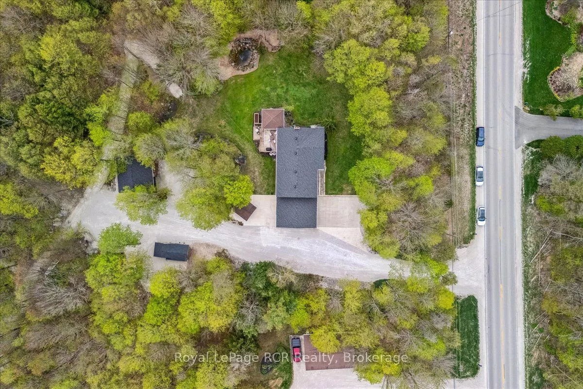 103488 Grey 18 Road
