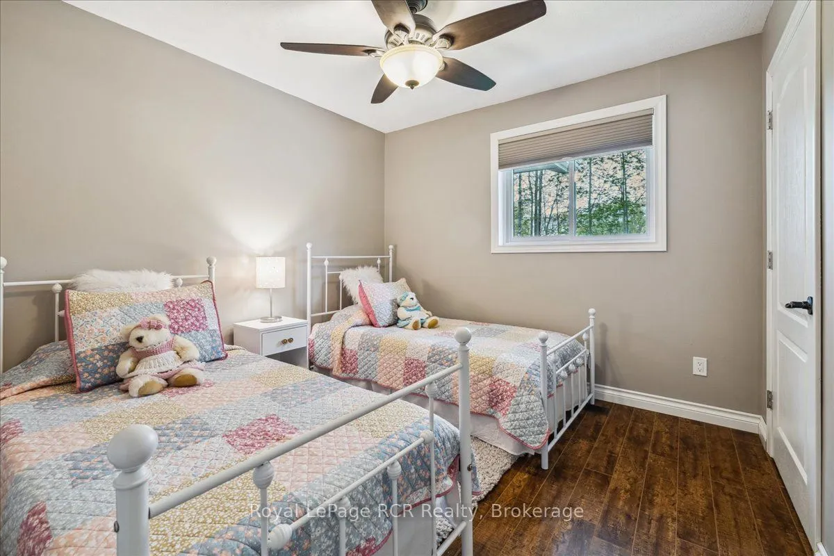 103488 Grey 18 Road