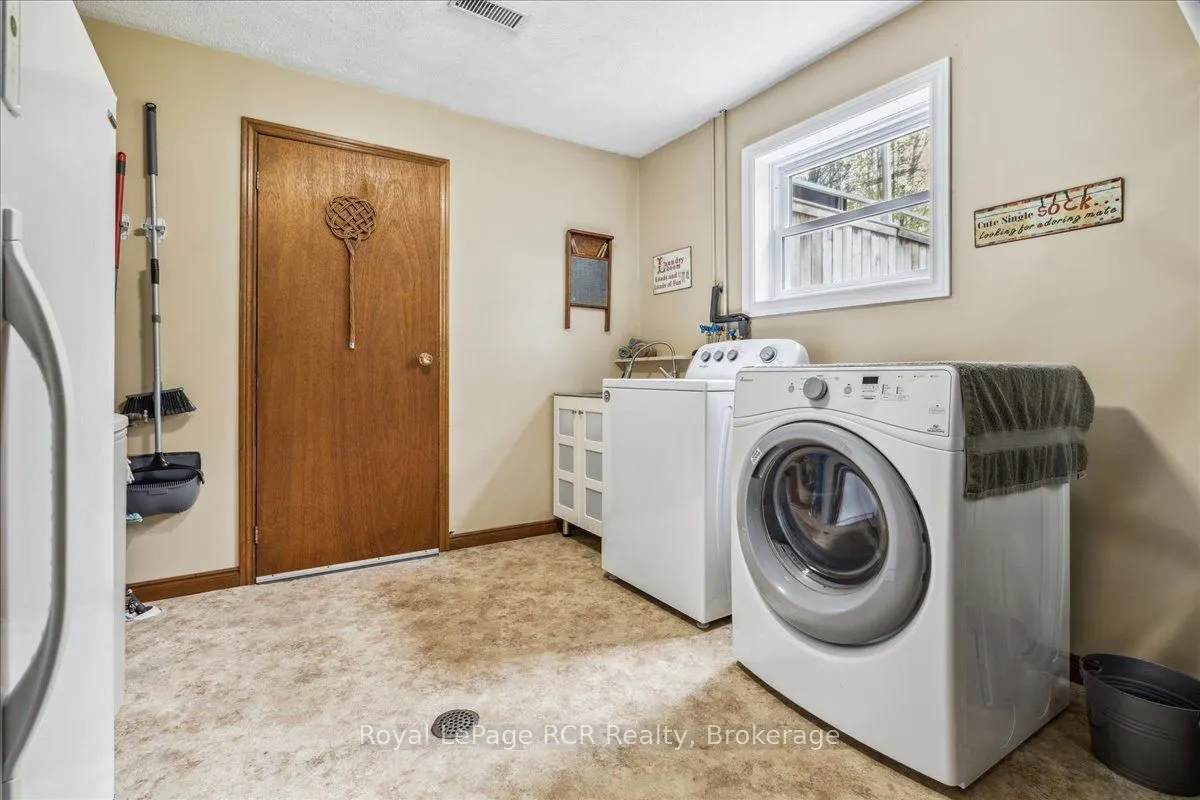 103488 Grey 18 Road