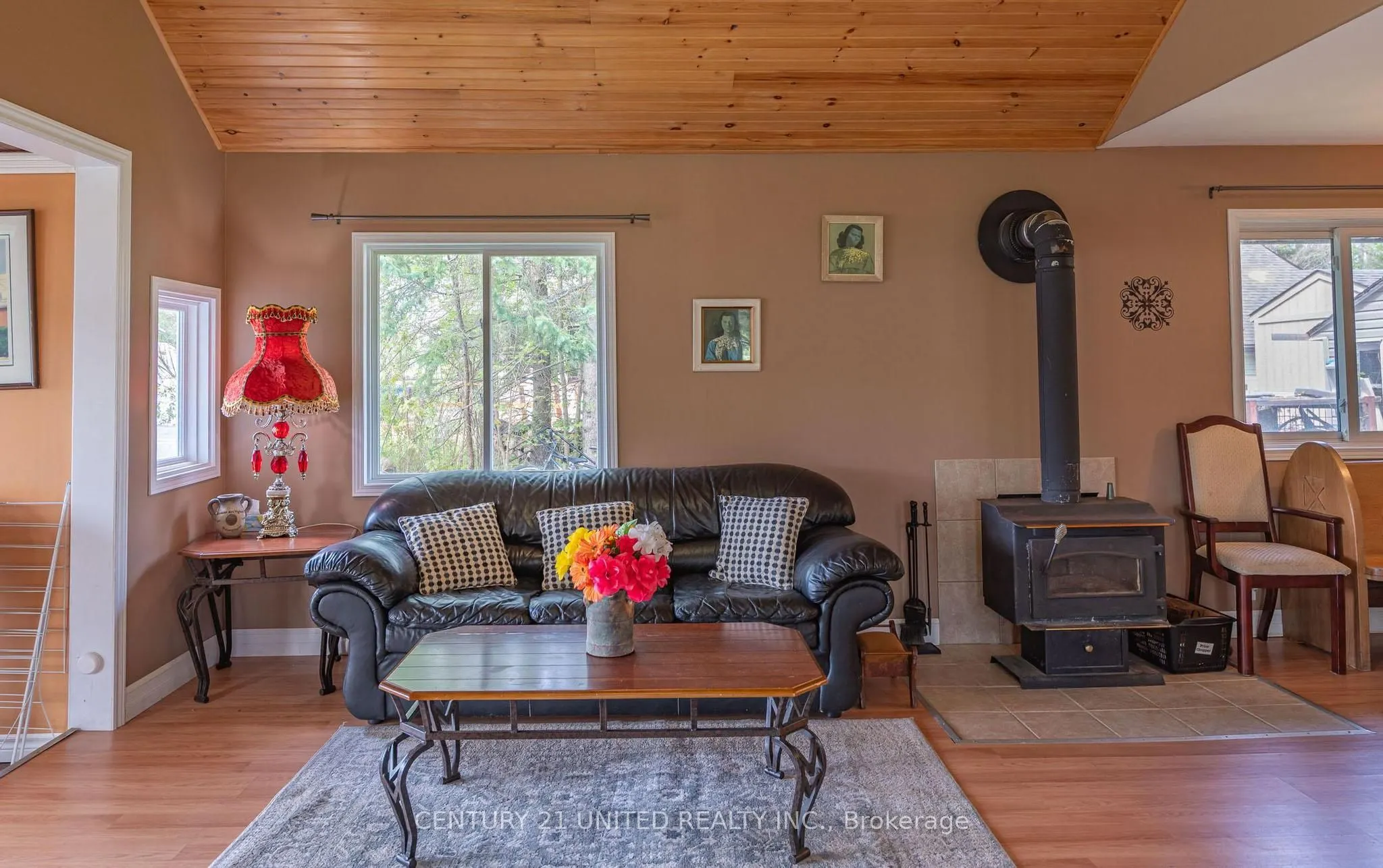 1035 Jarvis Lane