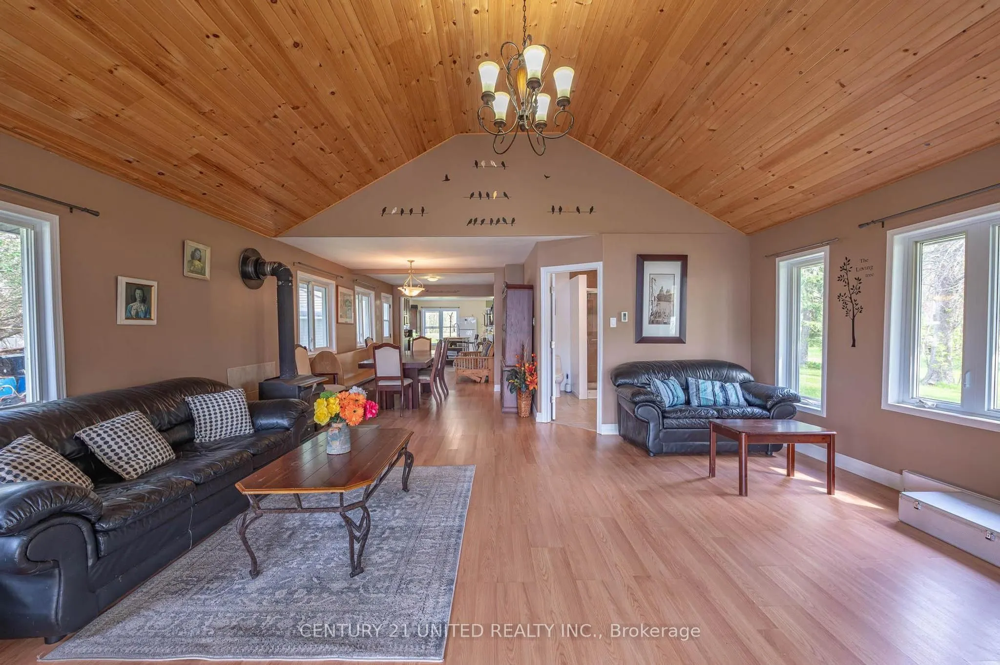 1035 Jarvis Lane