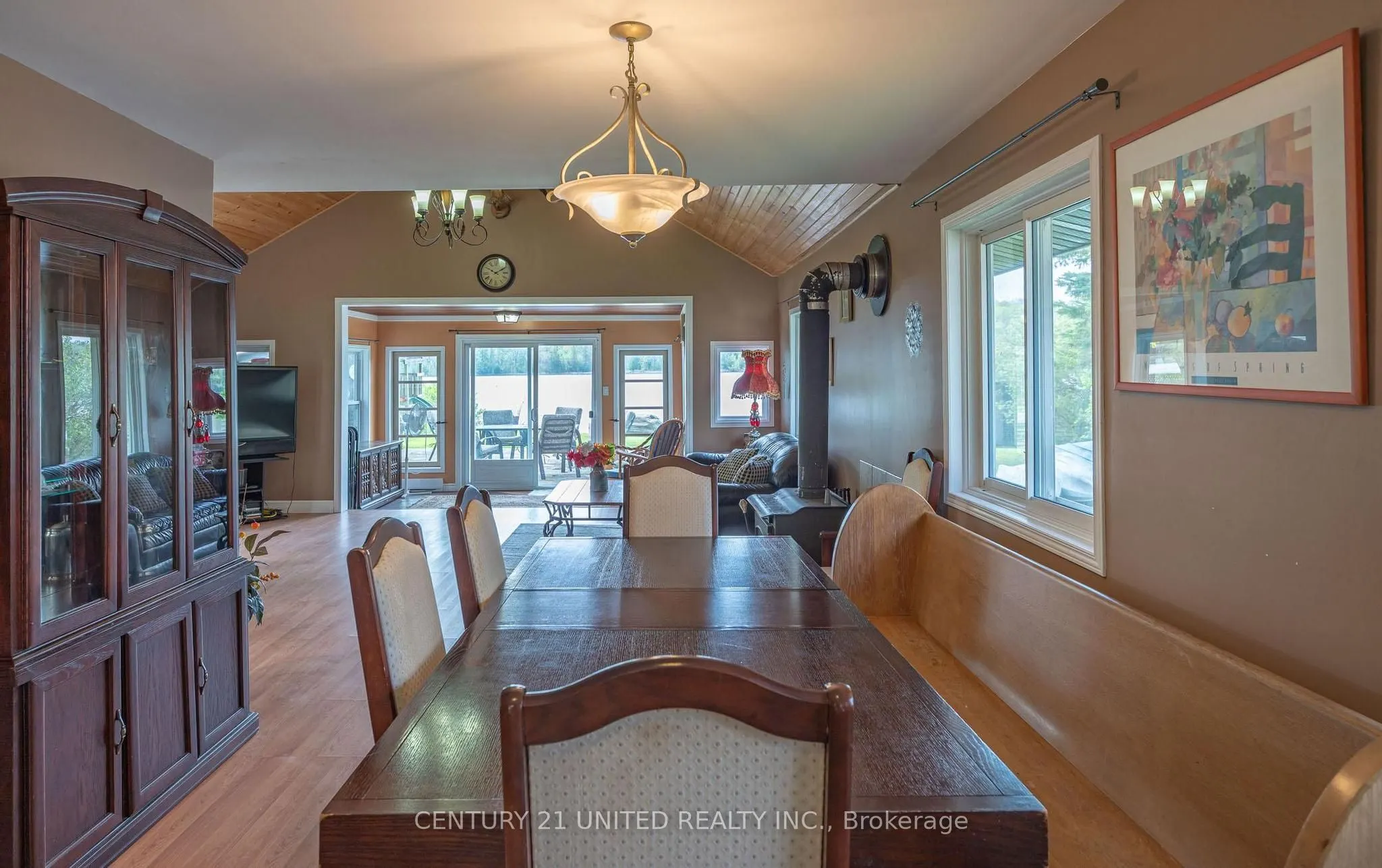 1035 Jarvis Lane