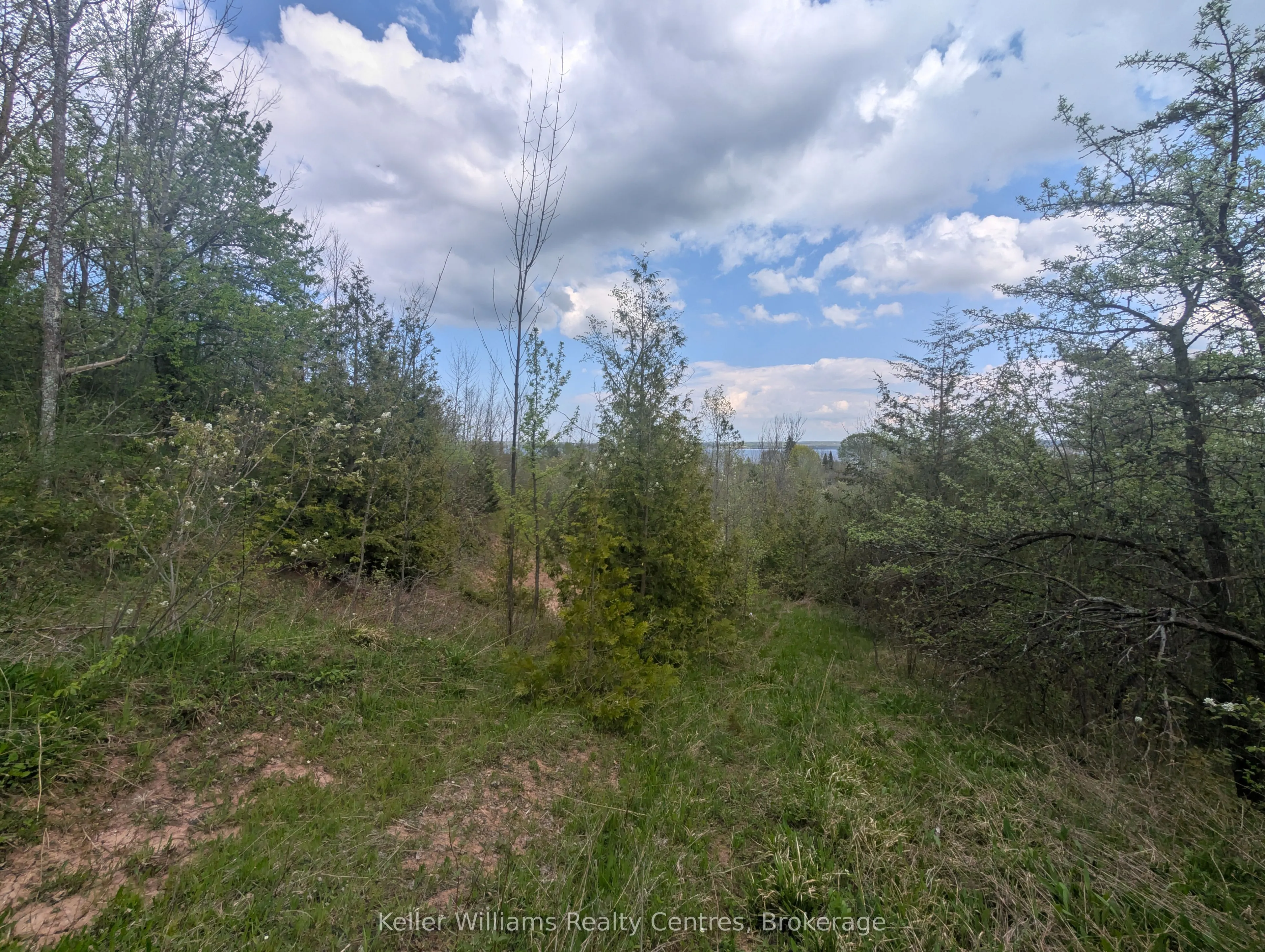 454 Balmy Beach Road