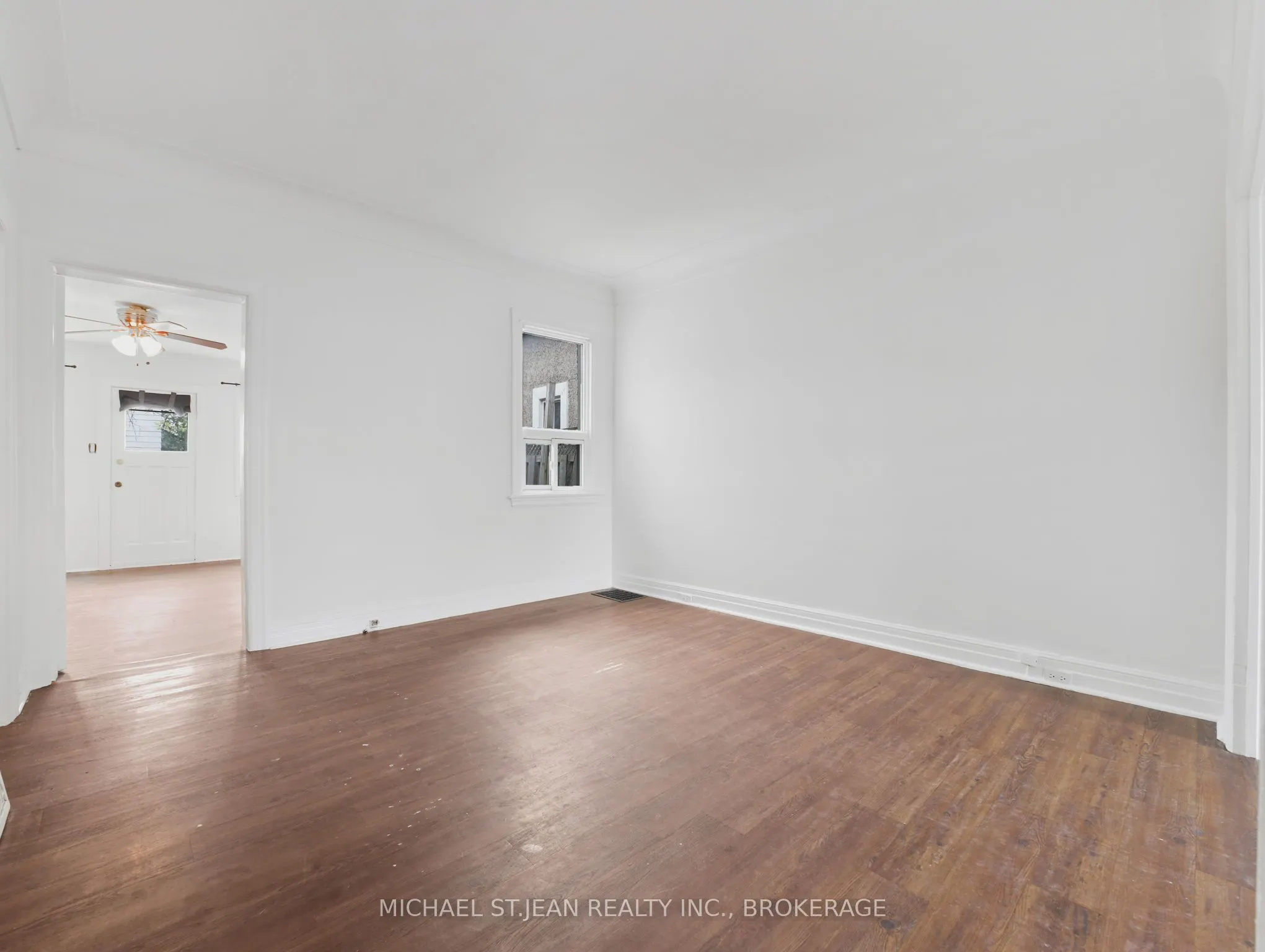 42 Ellis Avenue