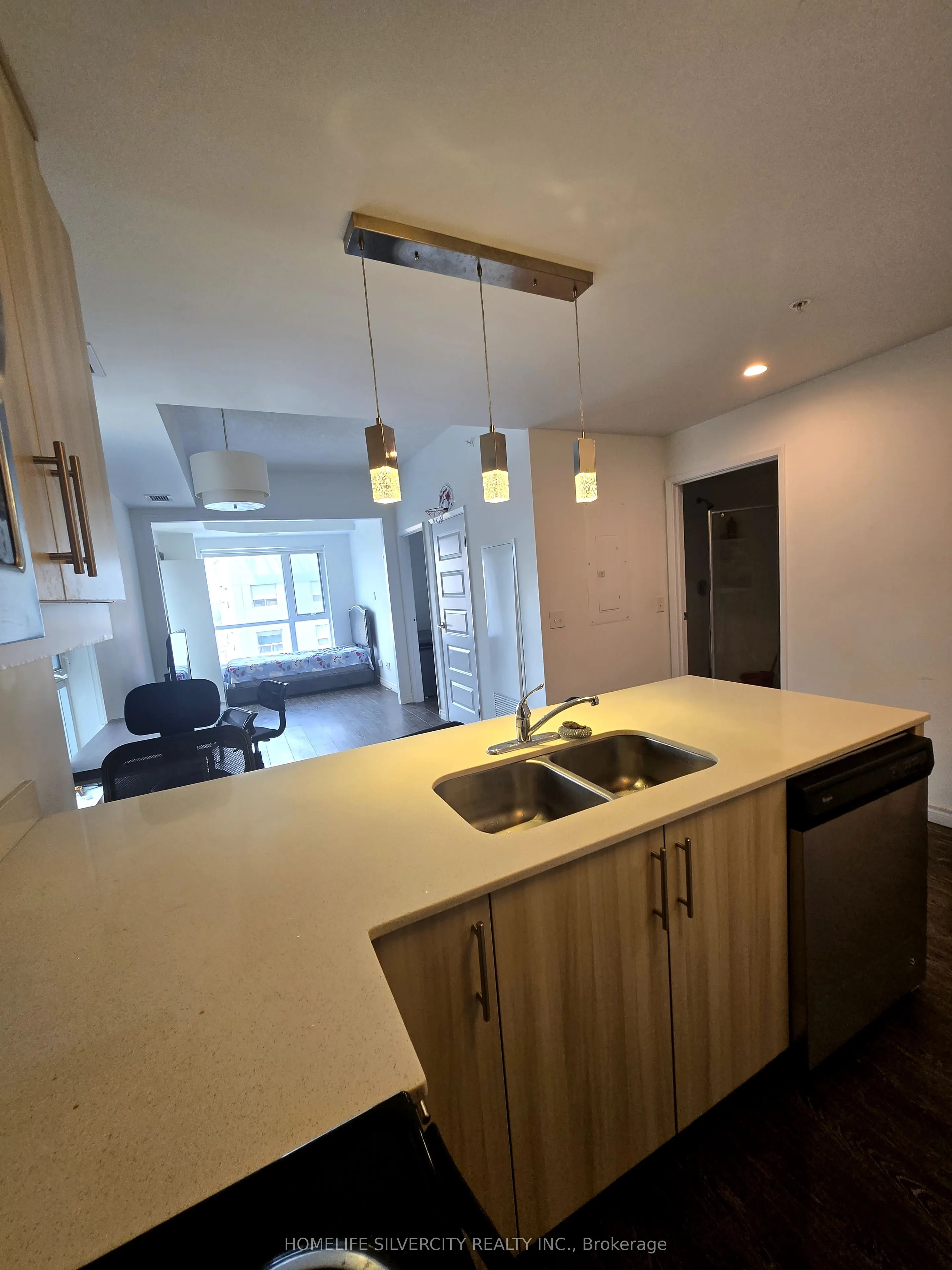 158 King Street N, #905-Tower 1