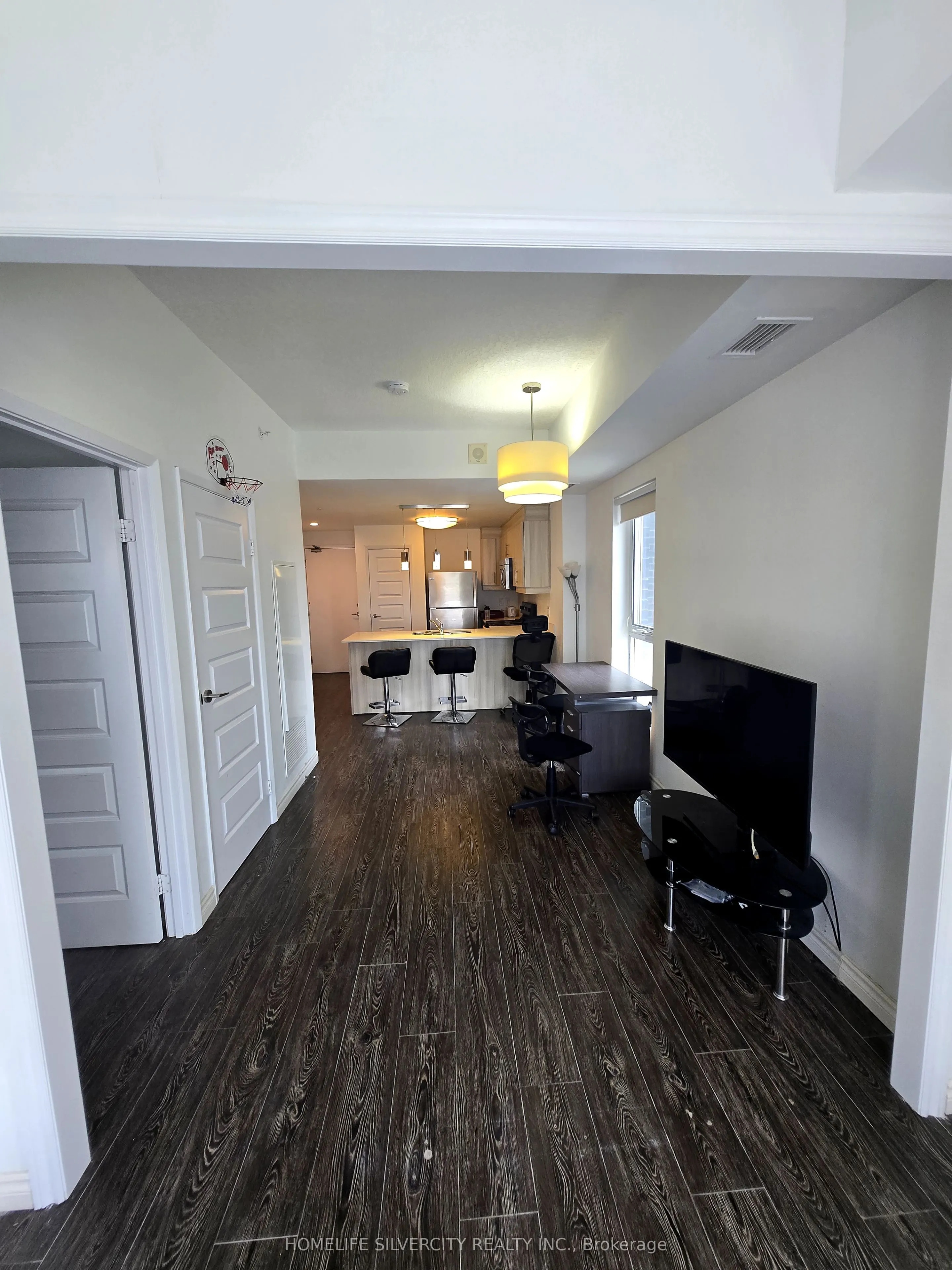 158 King Street N, #905-Tower 1