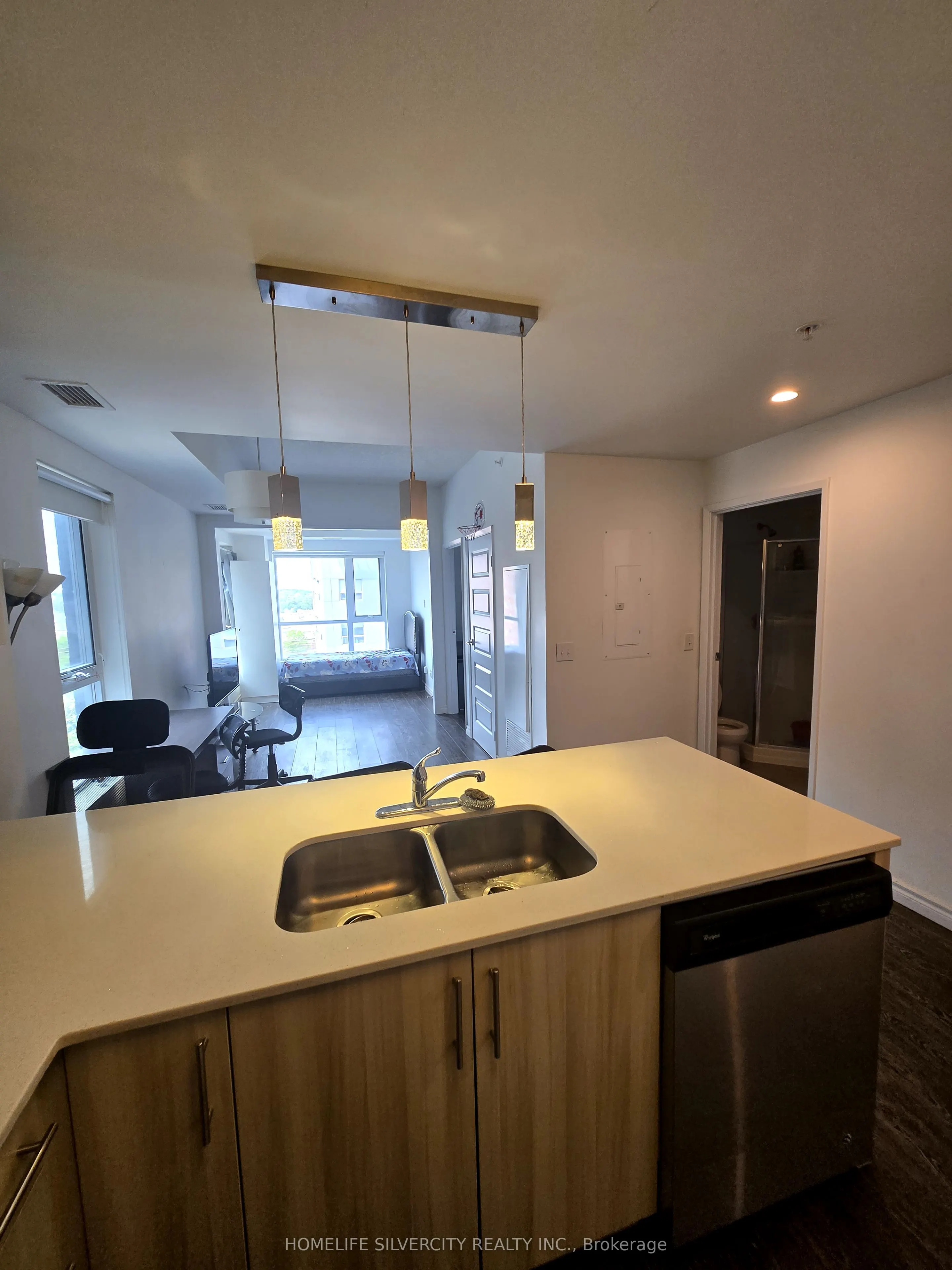 158 King Street N, #905-Tower 1