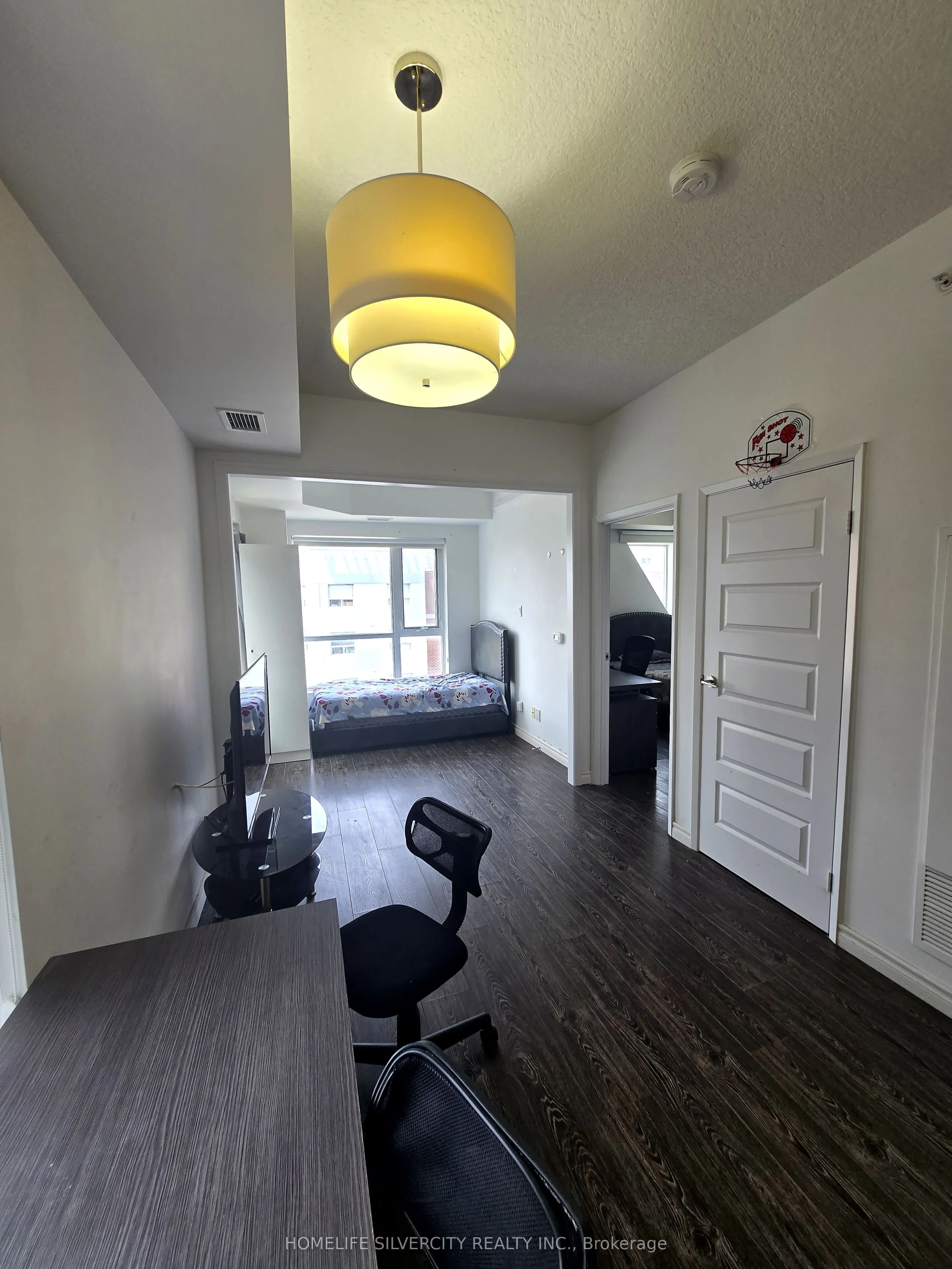 158 King Street N, #905-Tower 1