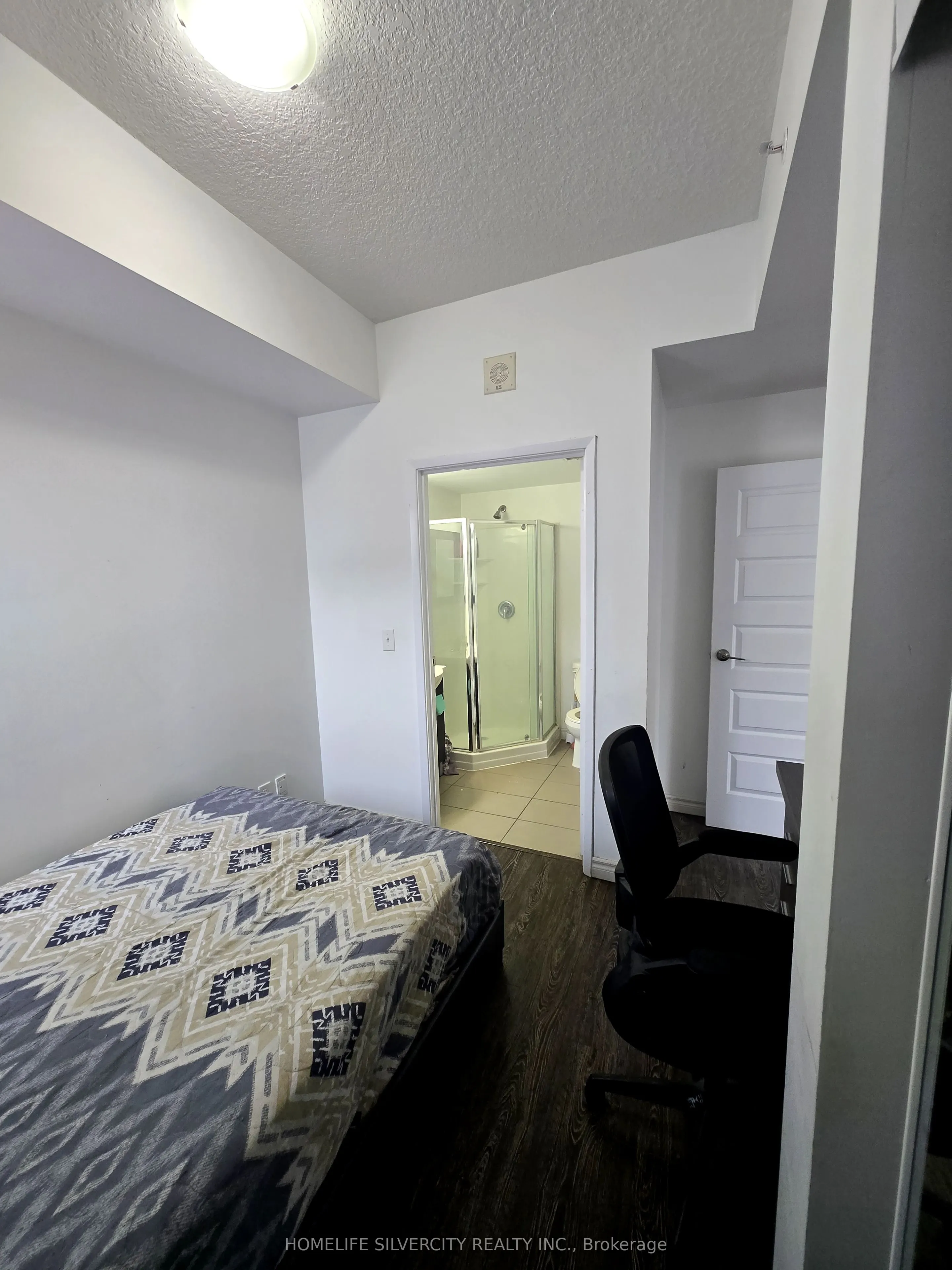 158 King Street N, #905-Tower 1