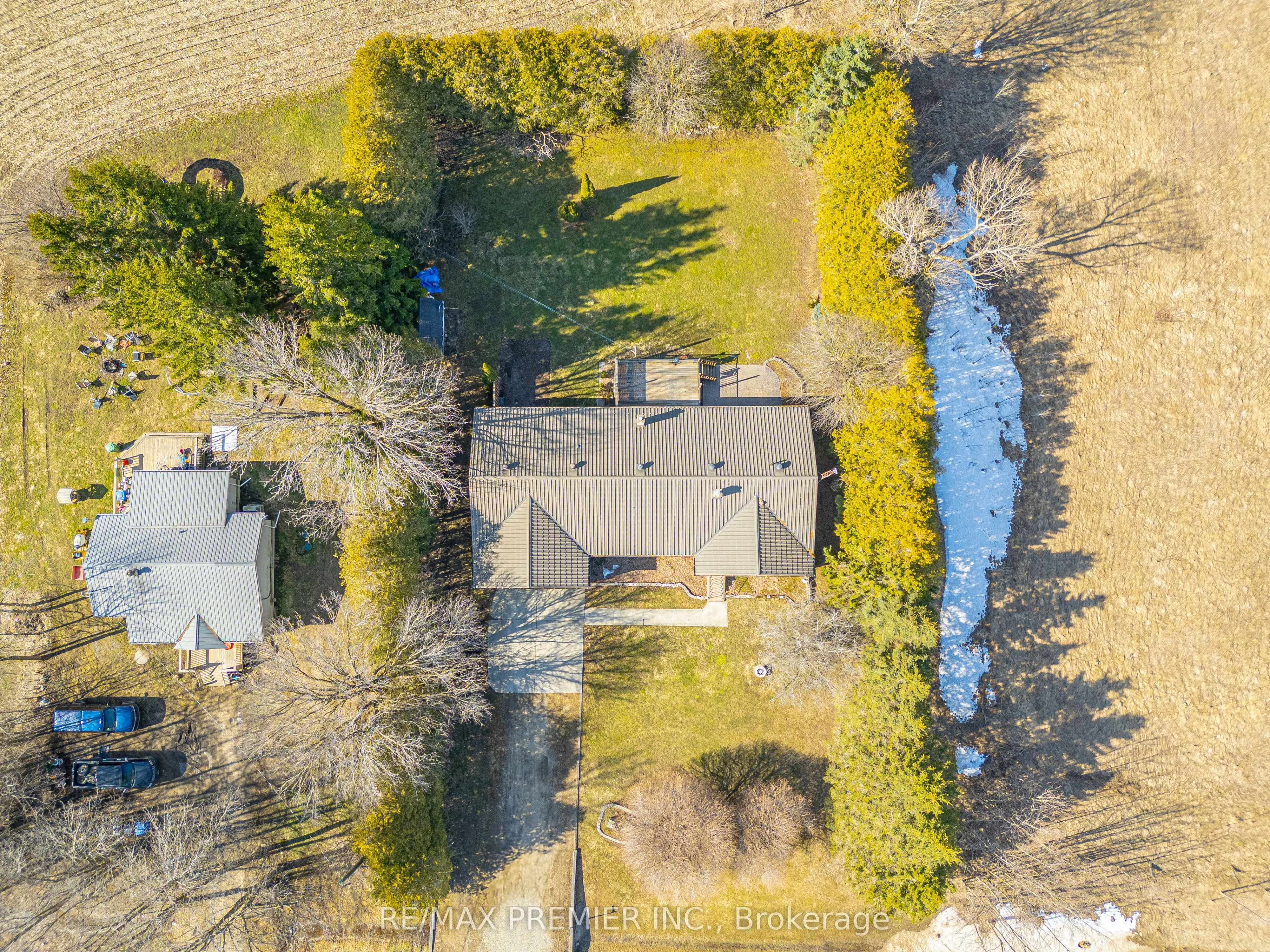 733036 Southgate 73 Side Road