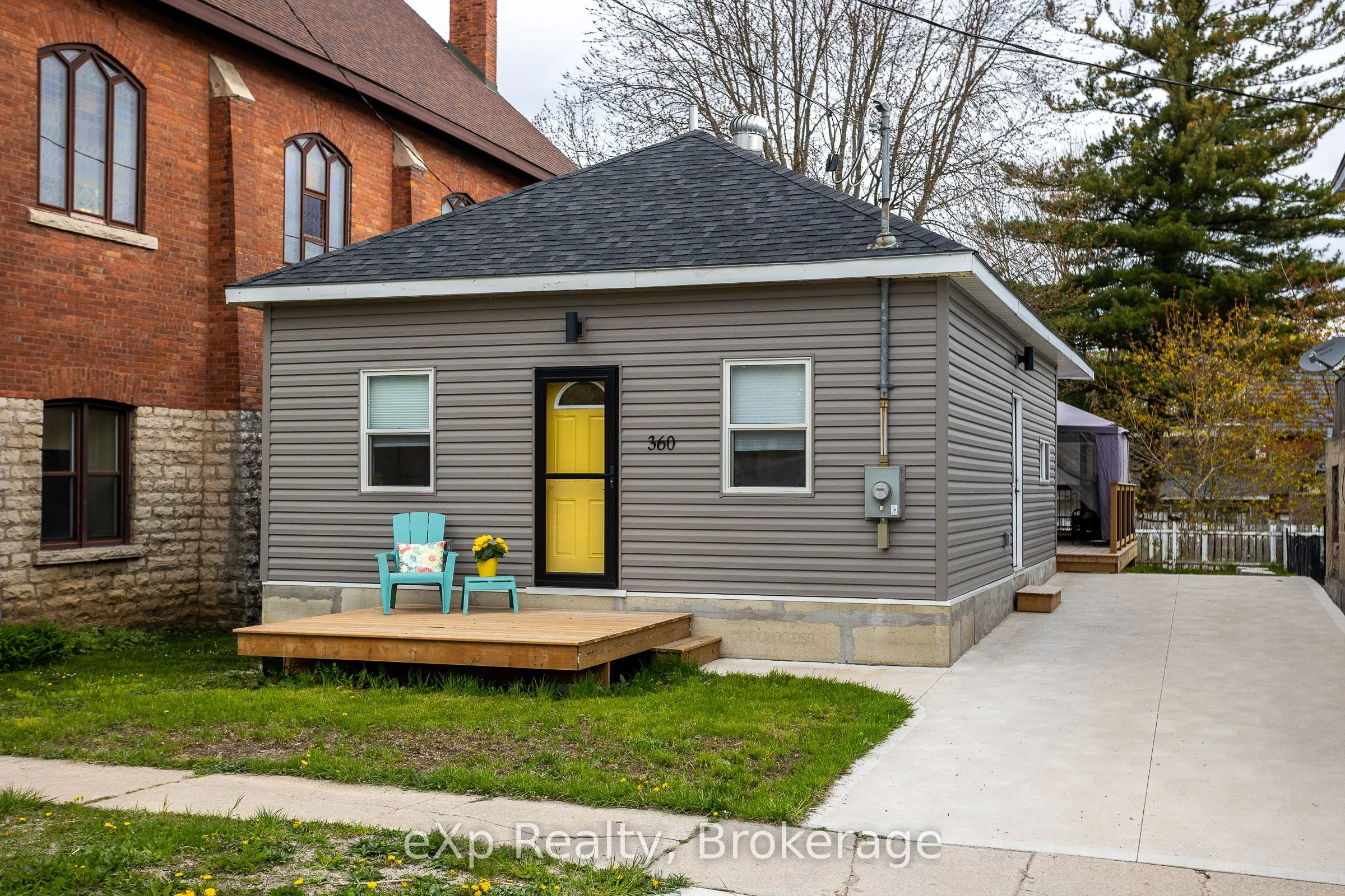 360 Frank Street