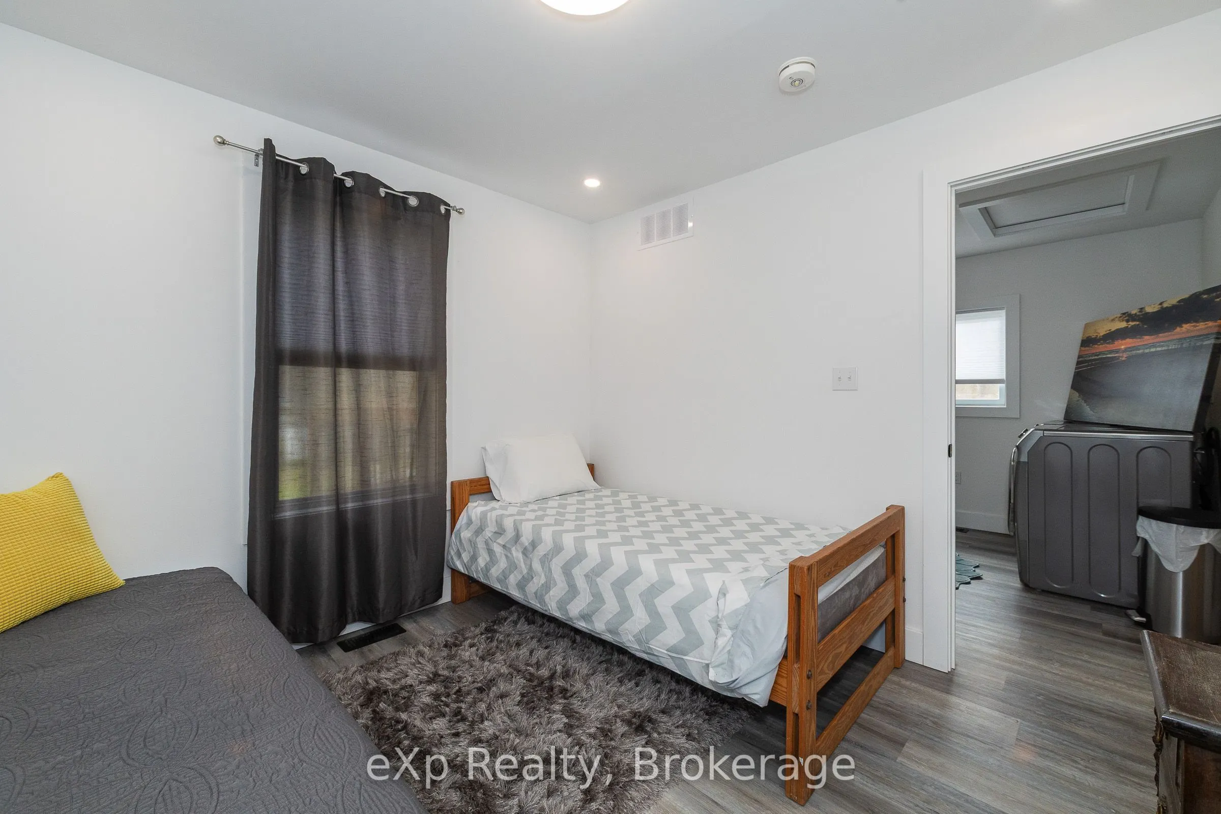 360 Frank Street