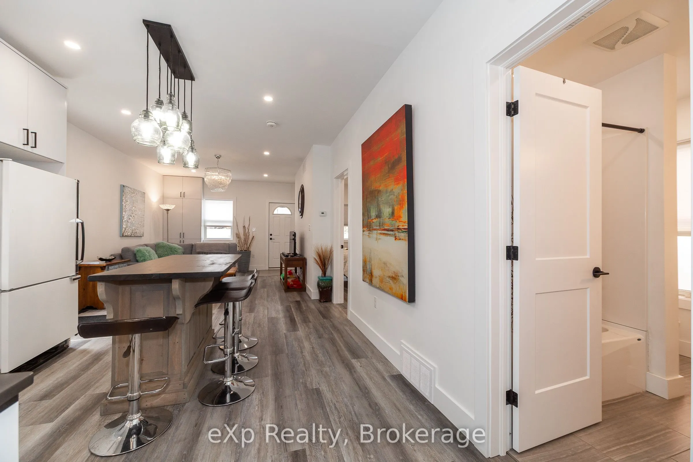 360 Frank Street