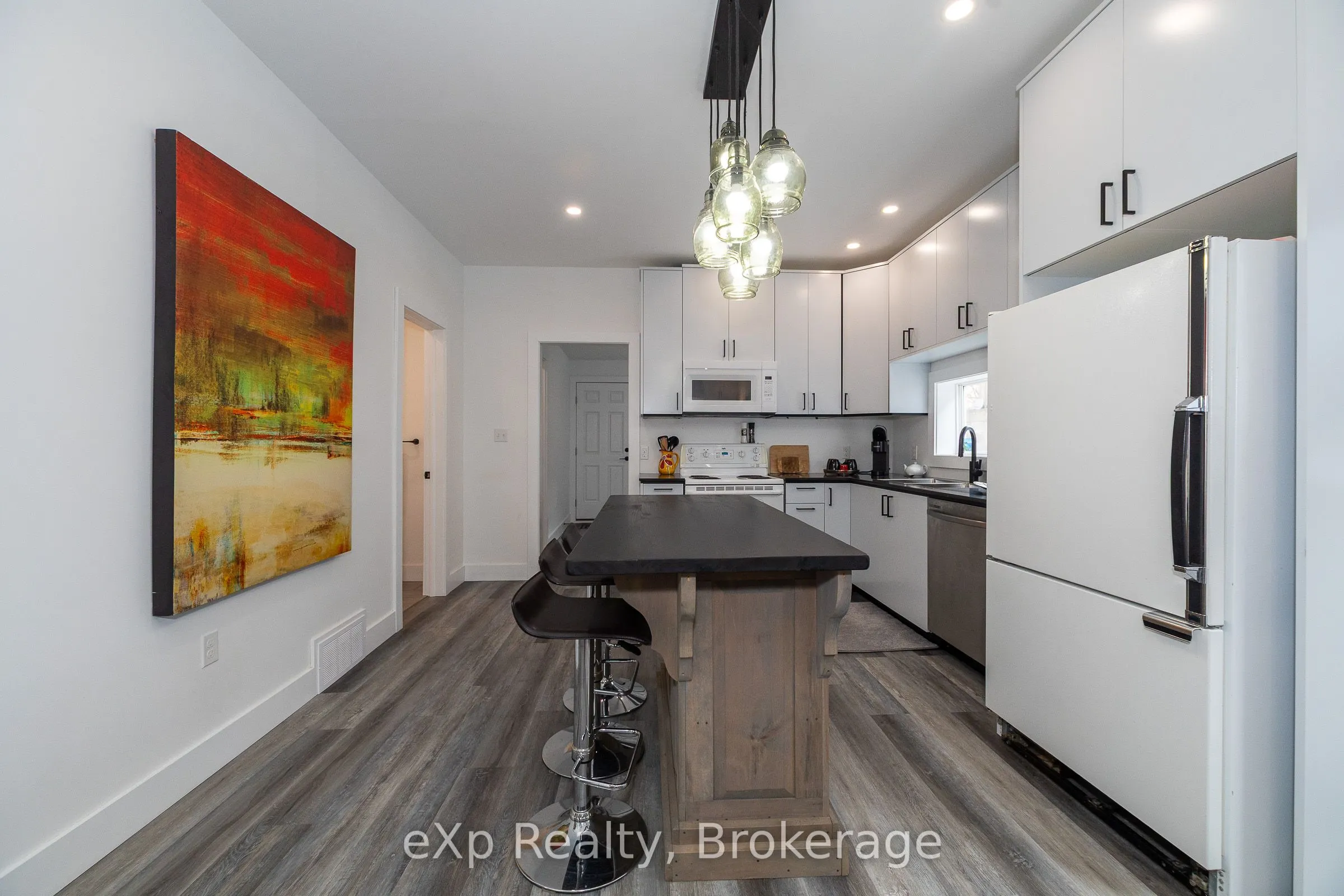 360 Frank Street