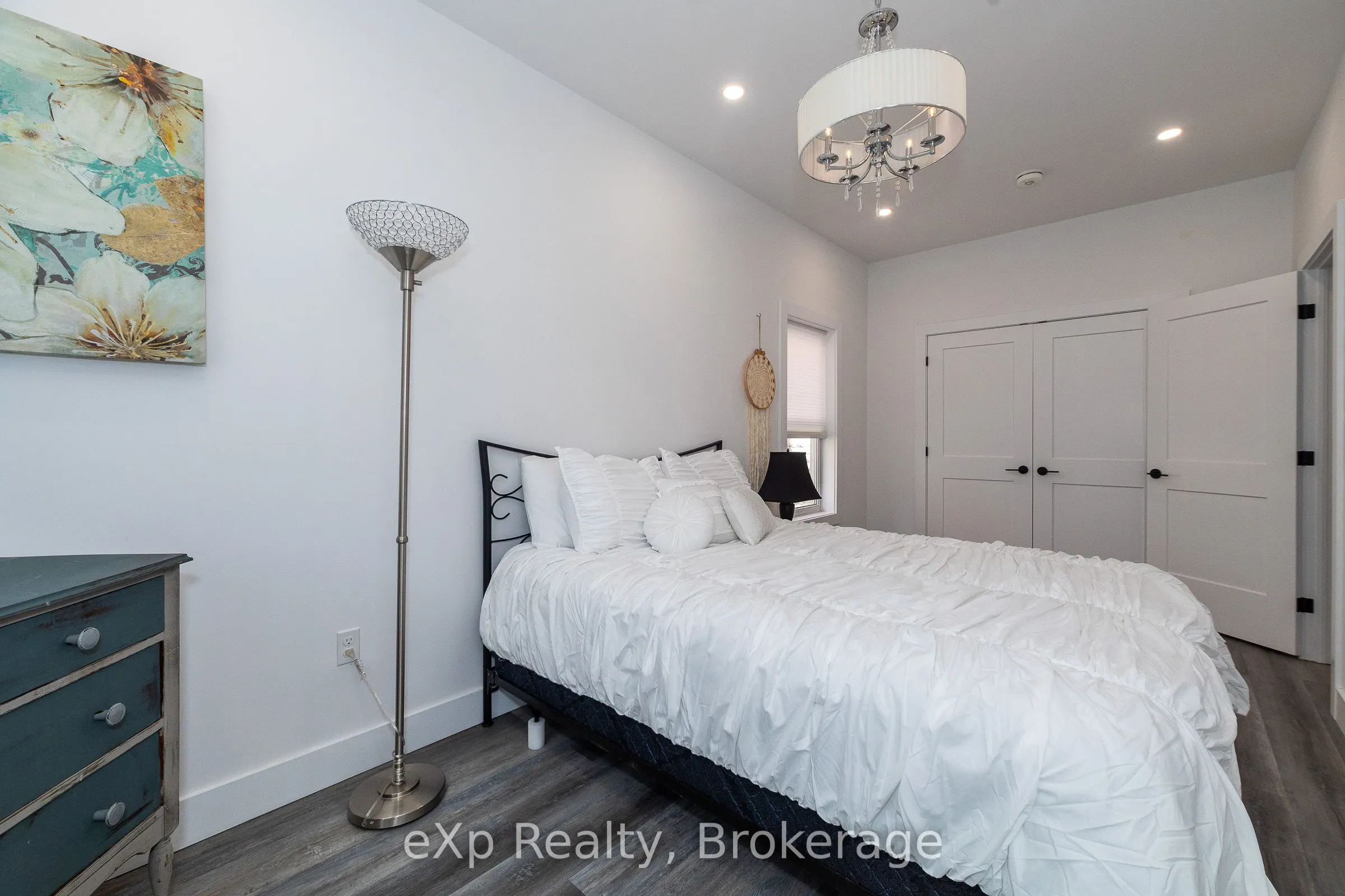 360 Frank Street