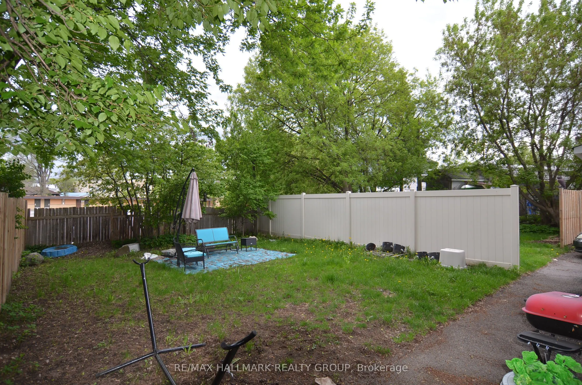 258 Granville Street N