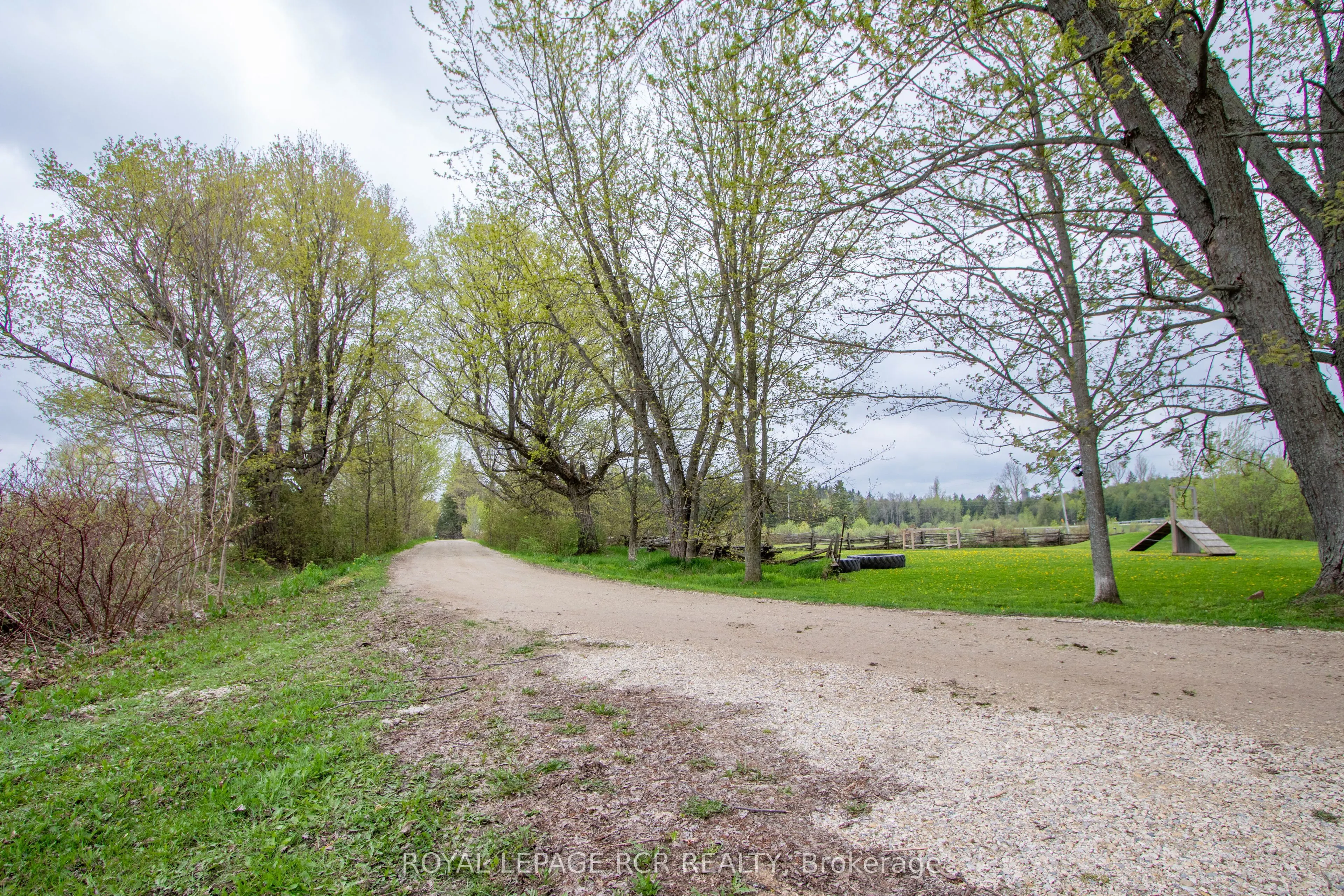 125795 Southgate Rd 12 Road