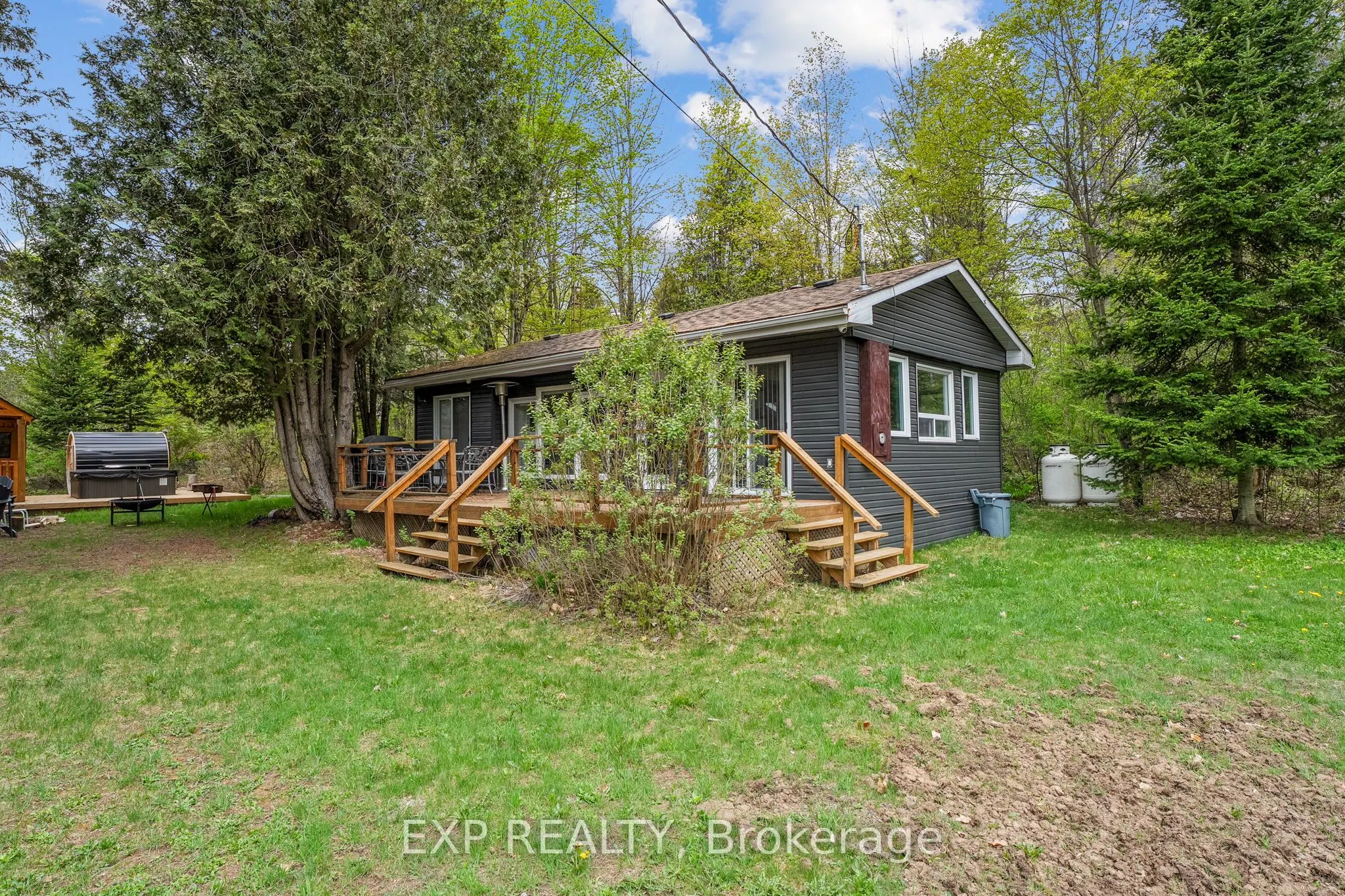 1044 Shanahan Trail