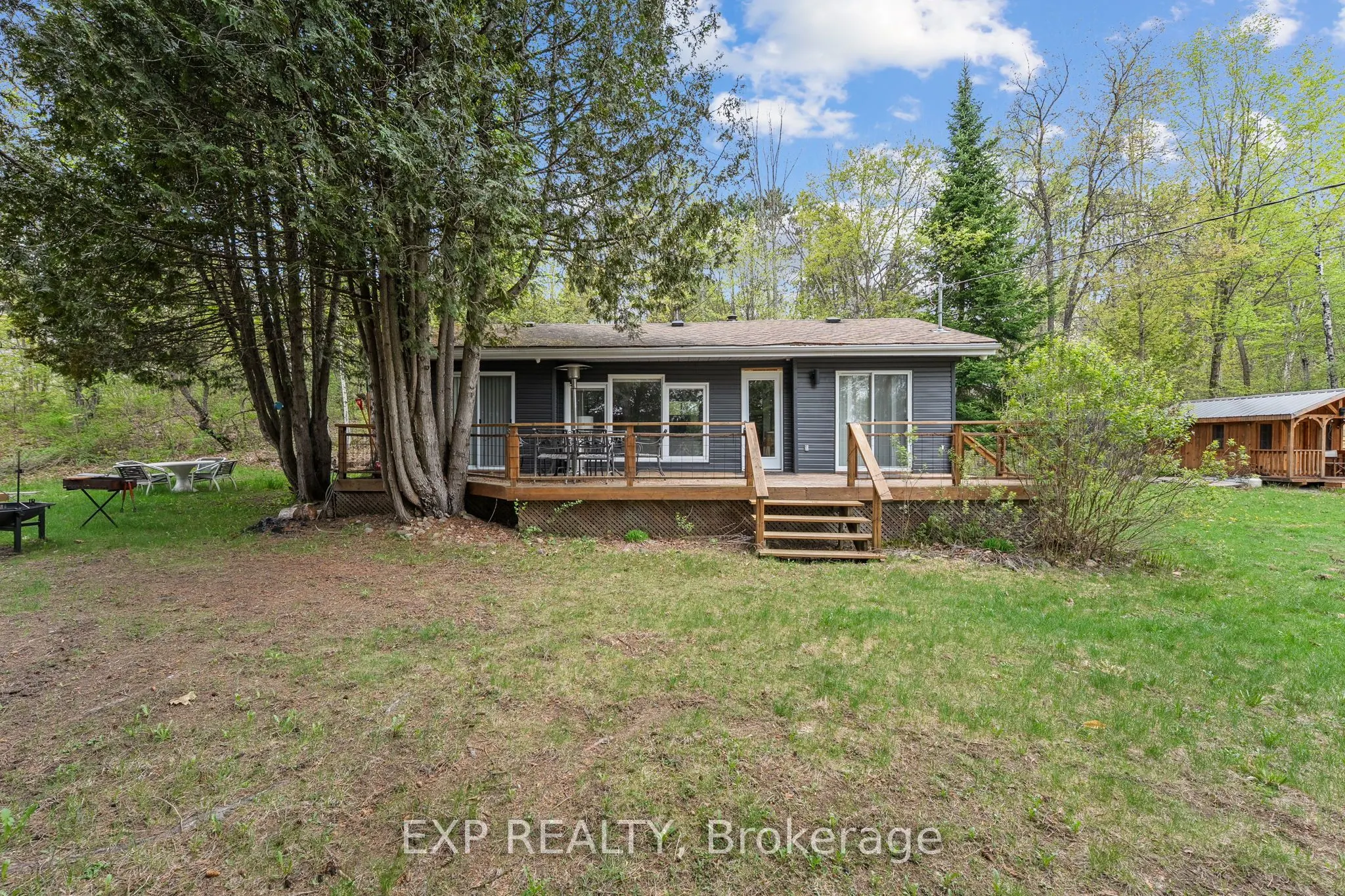 1044 Shanahan Trail